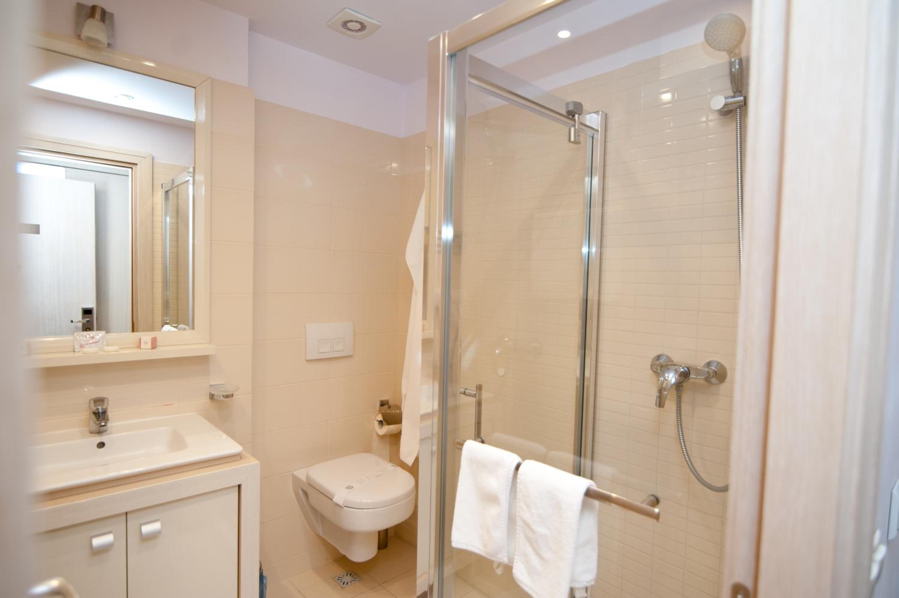 Double Or Twin Room photo 3