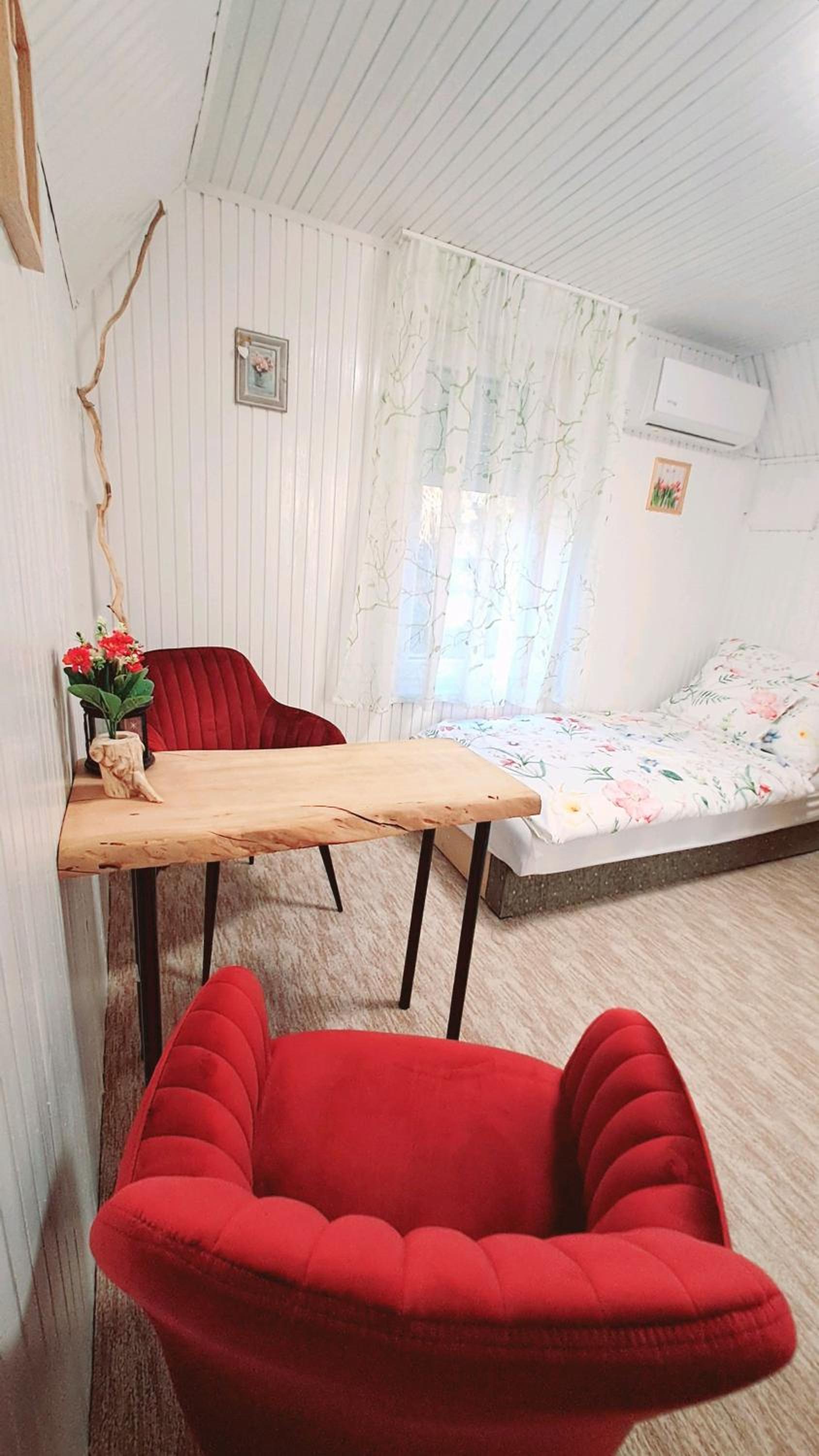 Three-Bedroom Apartment photo 1