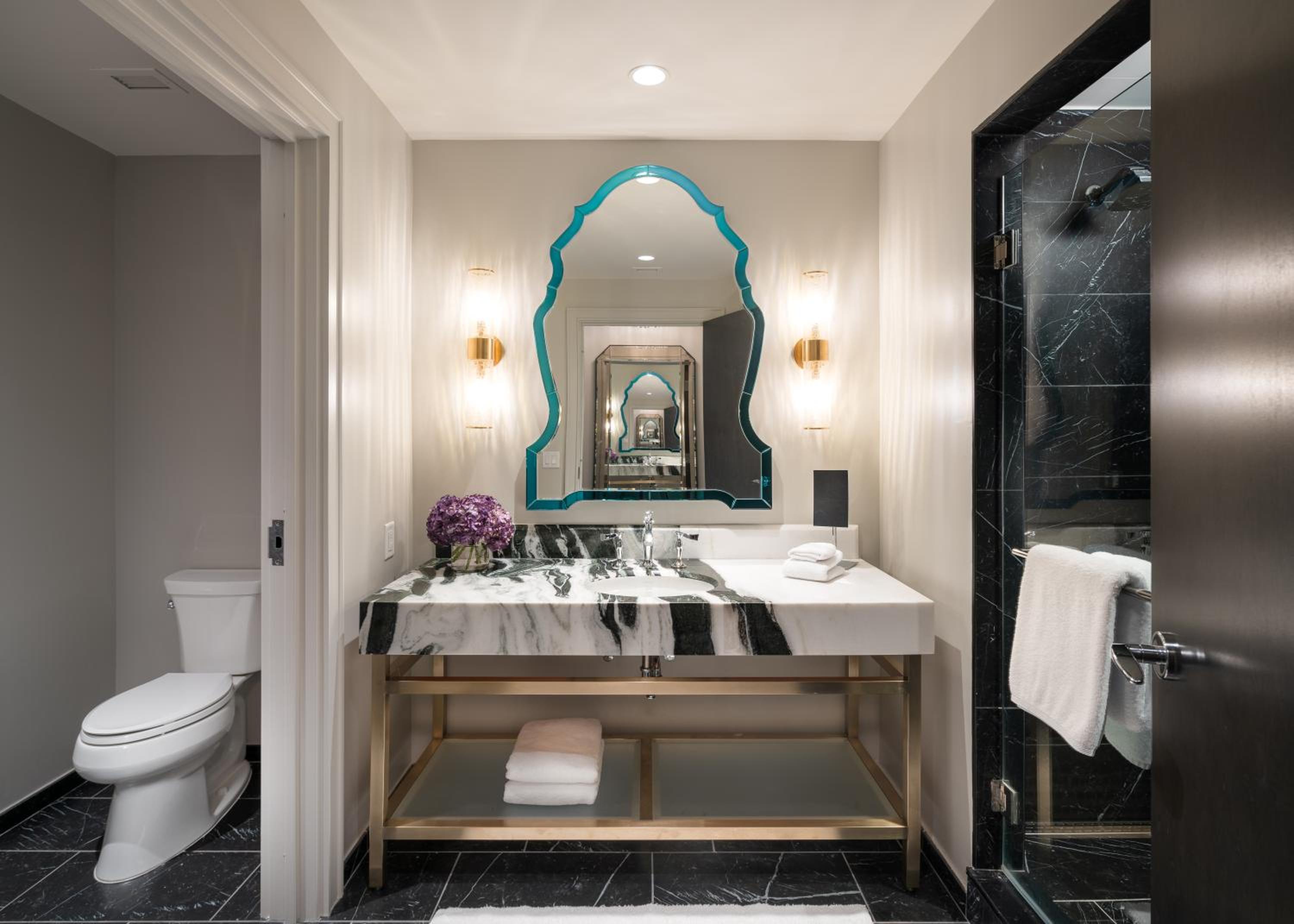 King Room - Executive Level/Lounge Access