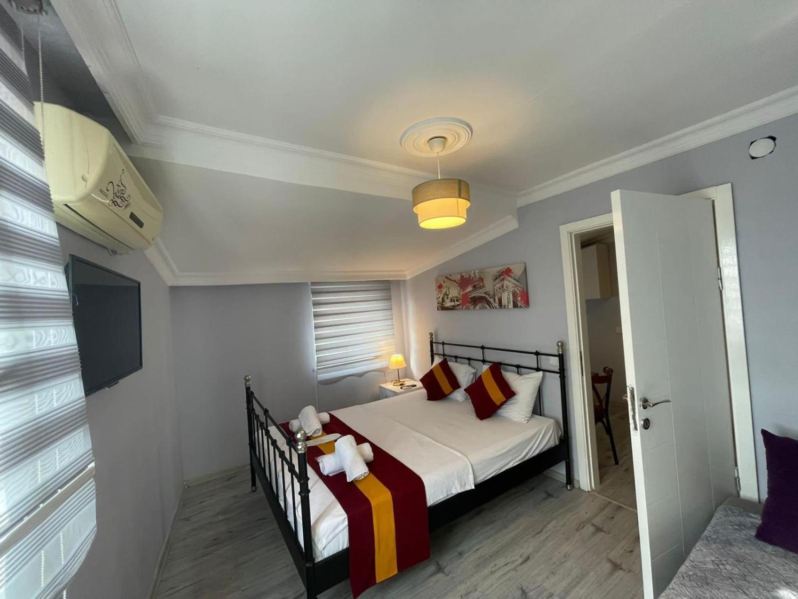 Large Double Room photo 2