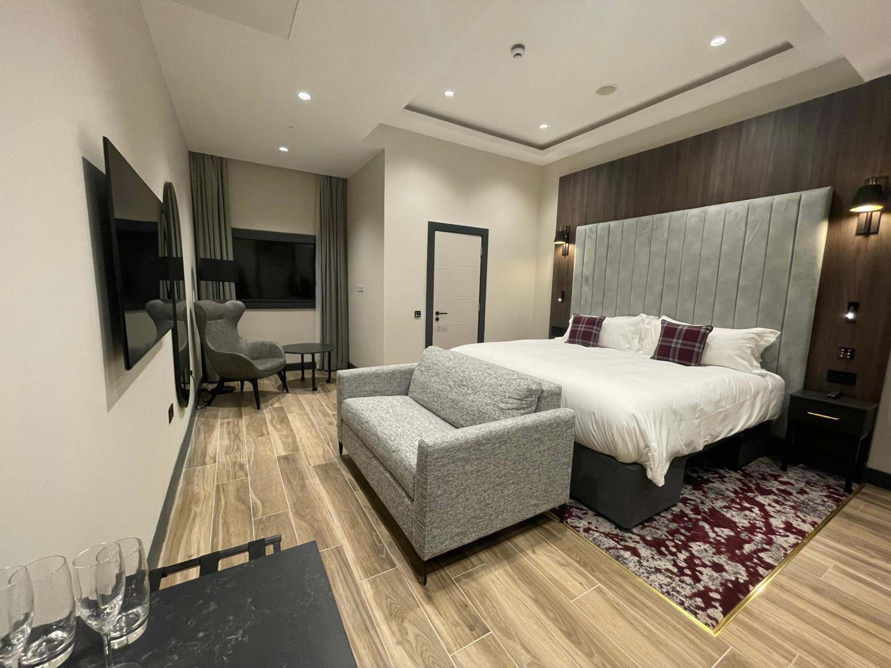 Roseburn Executive Room - Photo 6