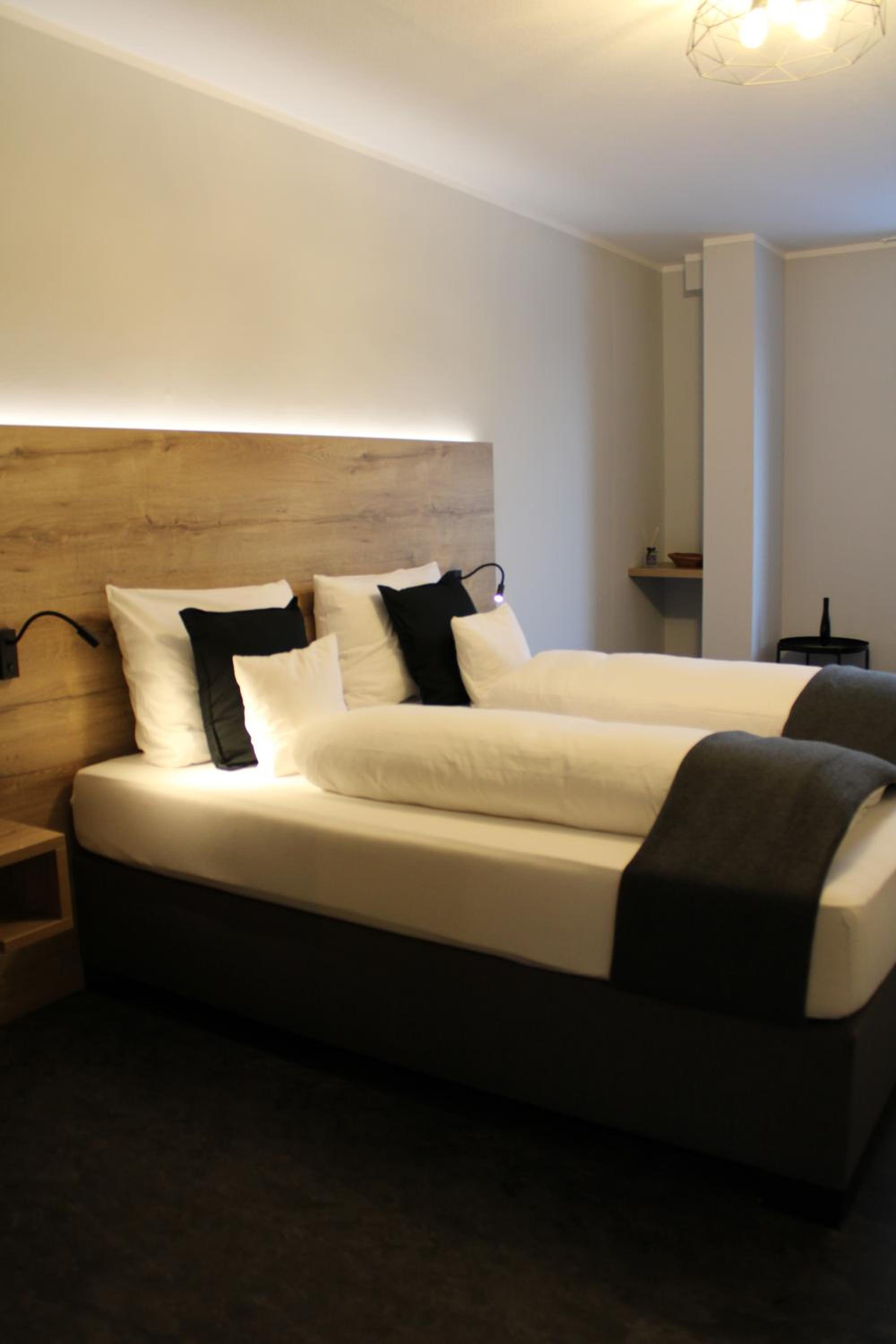 Deluxe Double Room photo 2