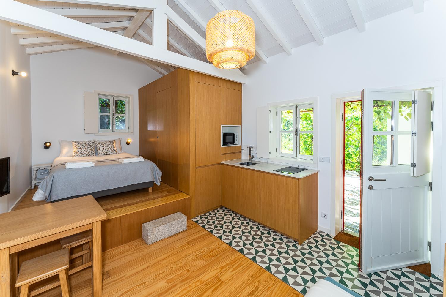 One-Bedroom House photo 1