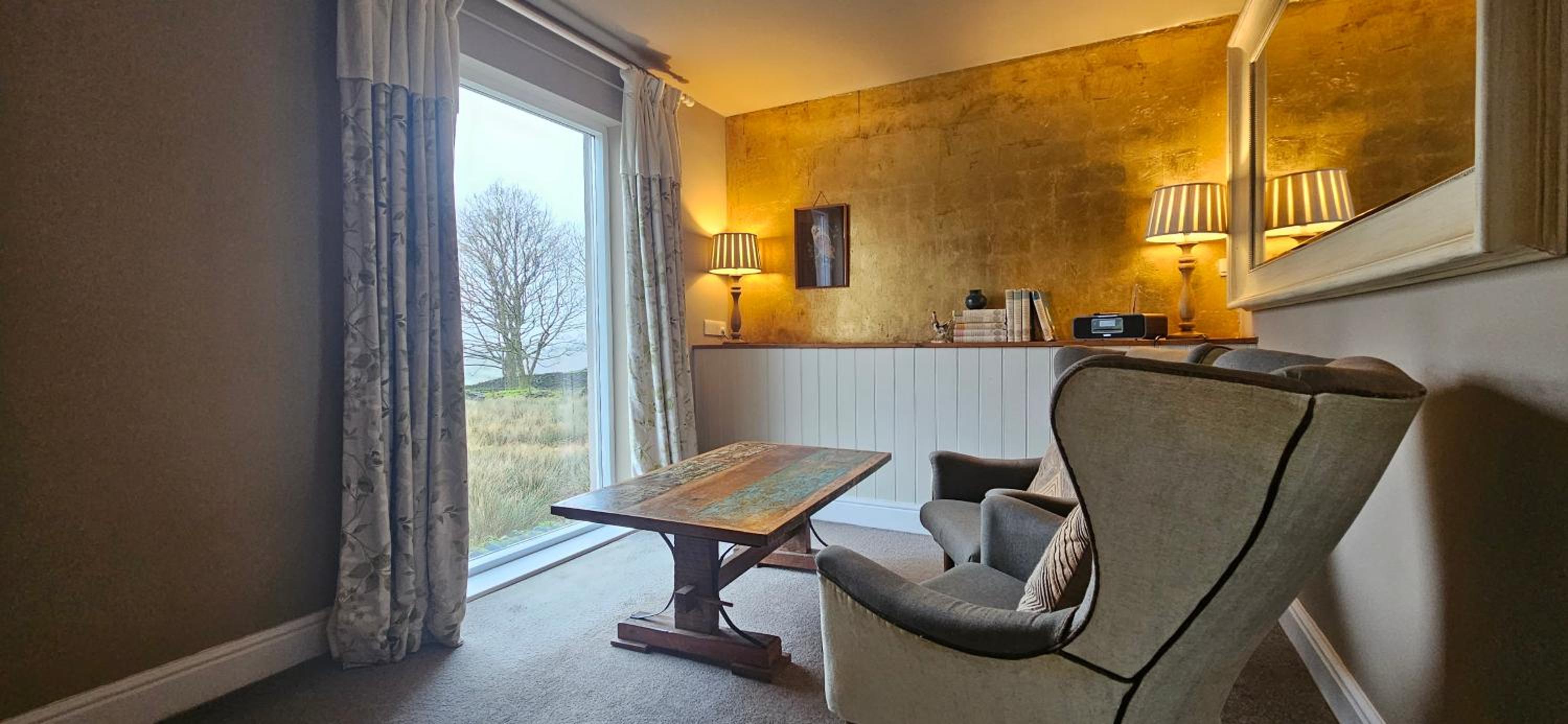 Suite with Mountain View