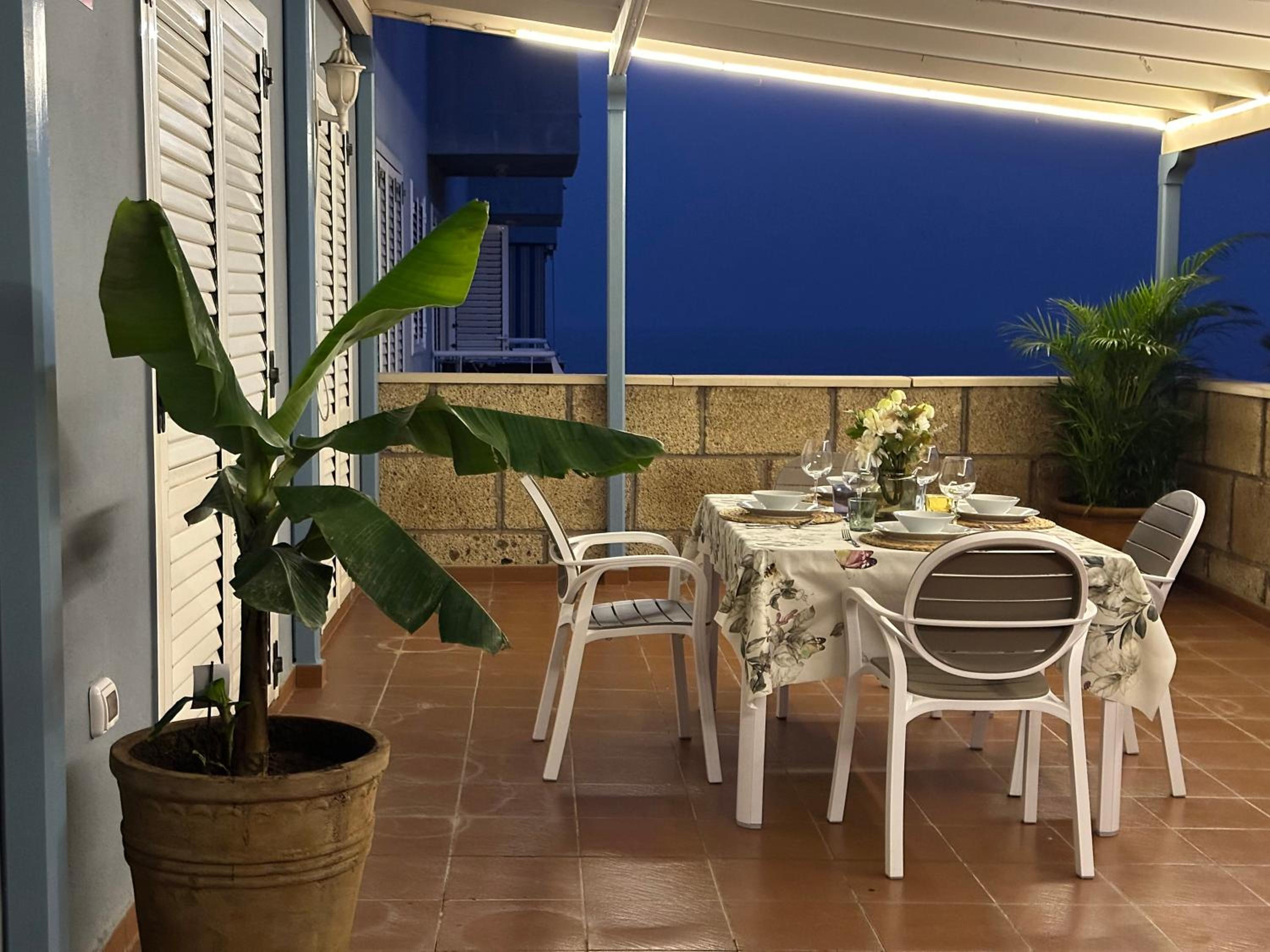 Three-Bedroom Apartment photo 3