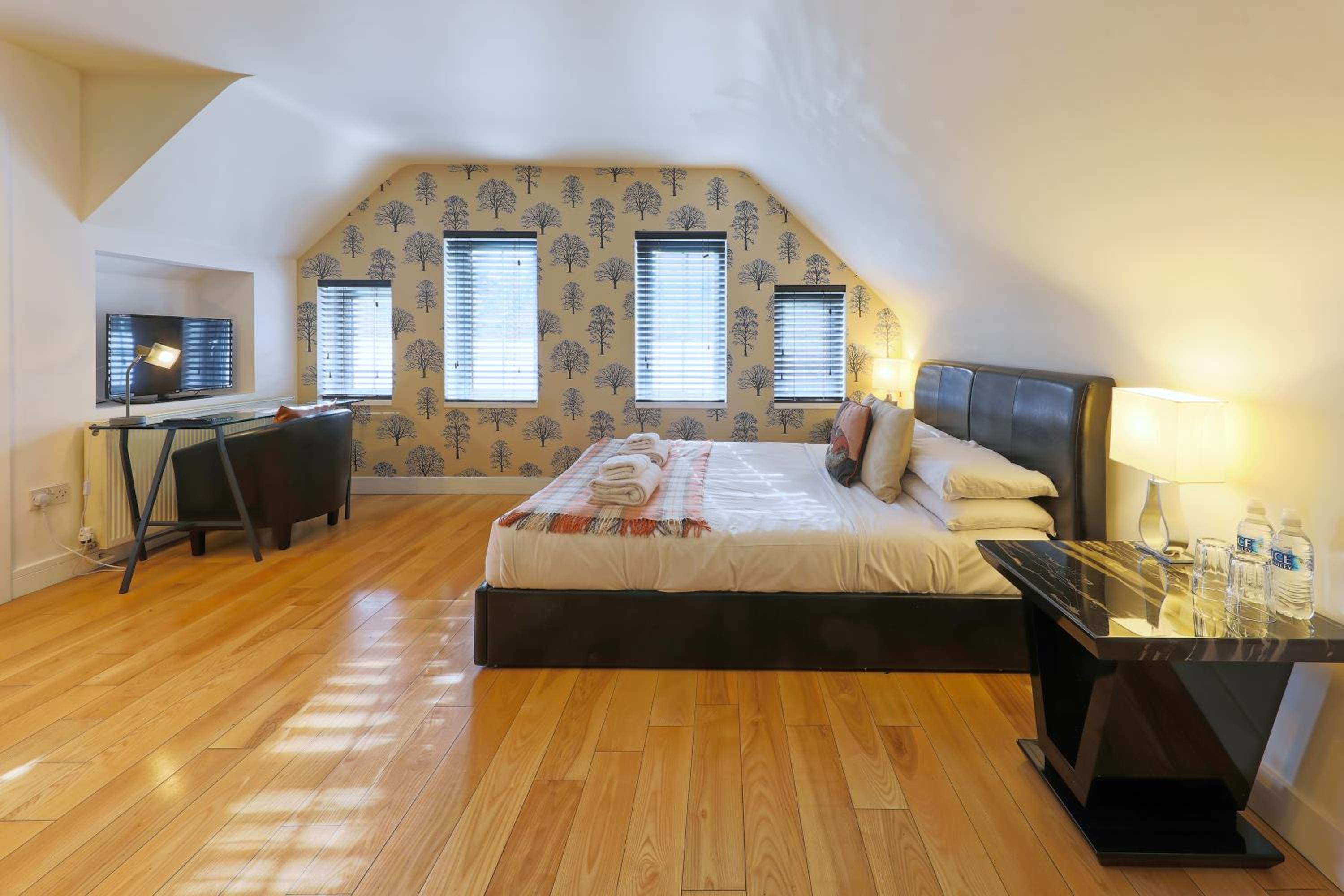 Deluxe Double Room photo 3