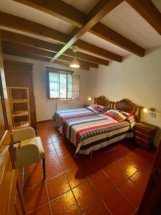 Casa de cuatro habitaciones