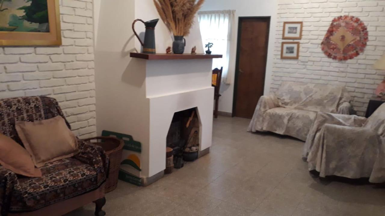 Three-Bedroom House photo 2