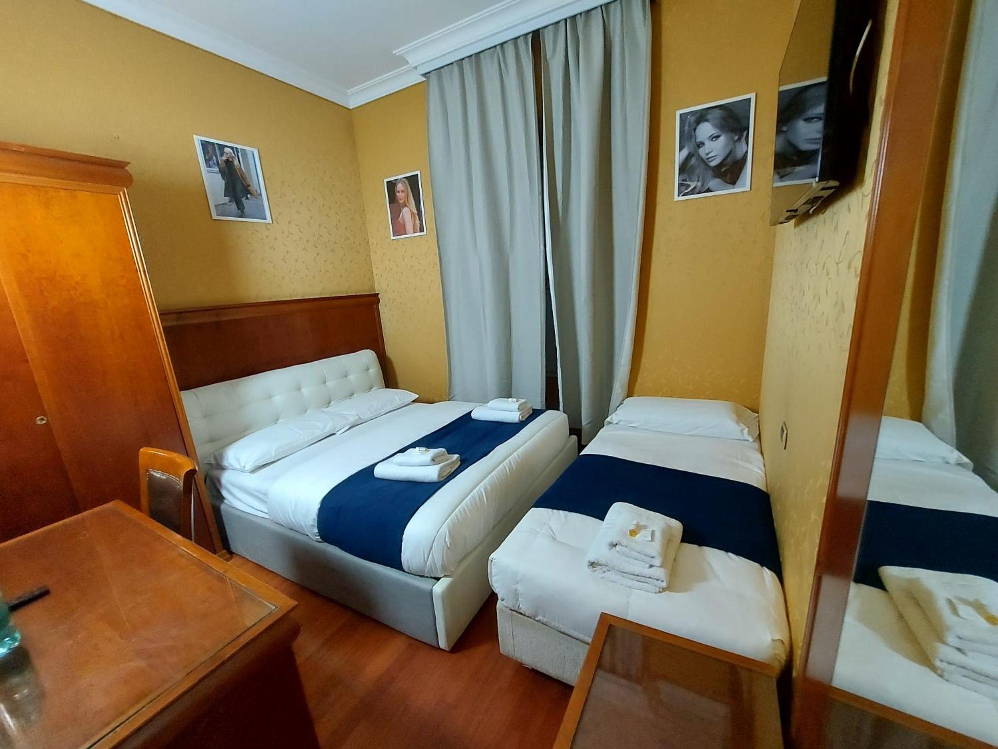 Luxury Triple Room