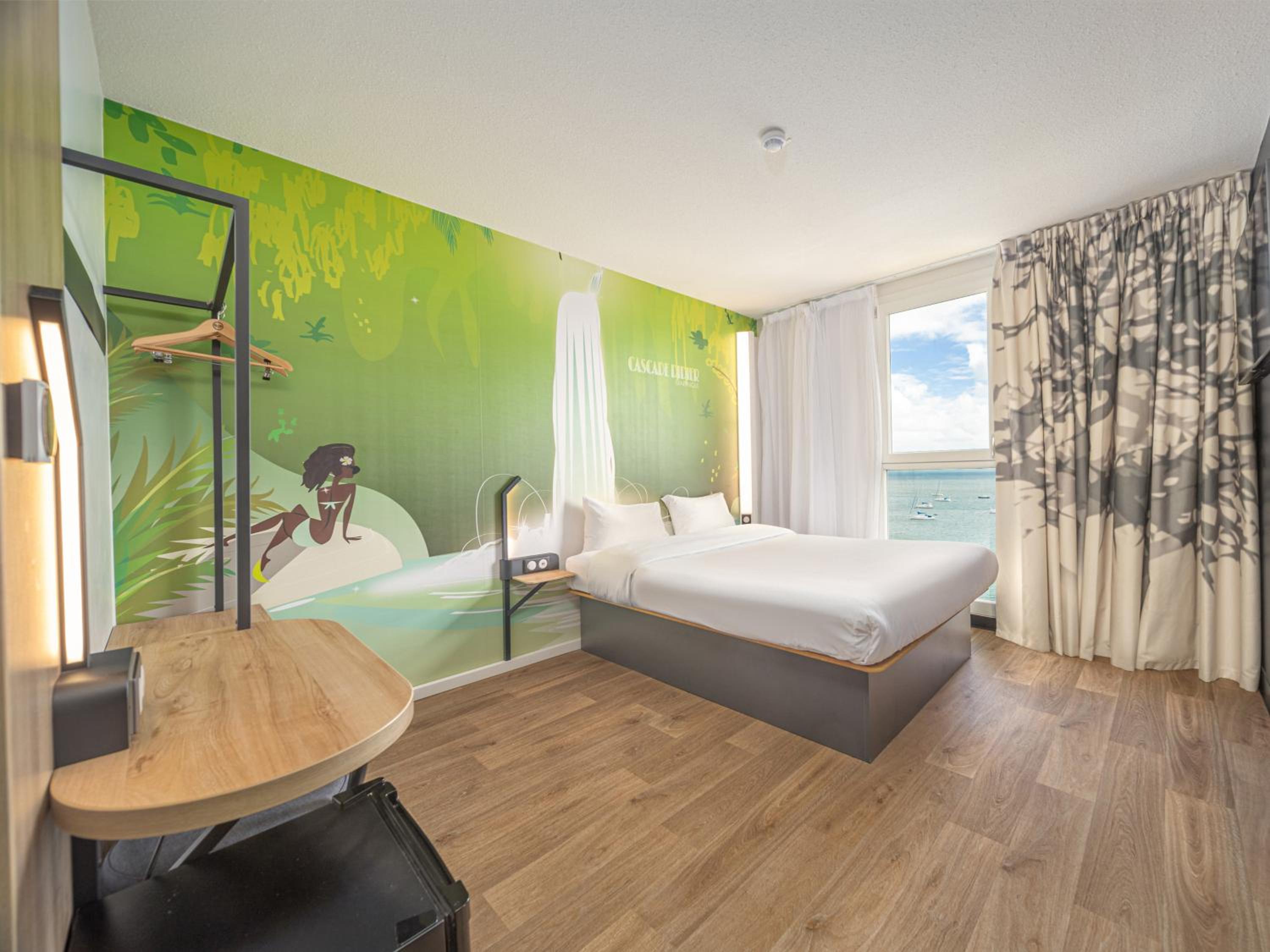 Double Room with Sea View - Photo 7