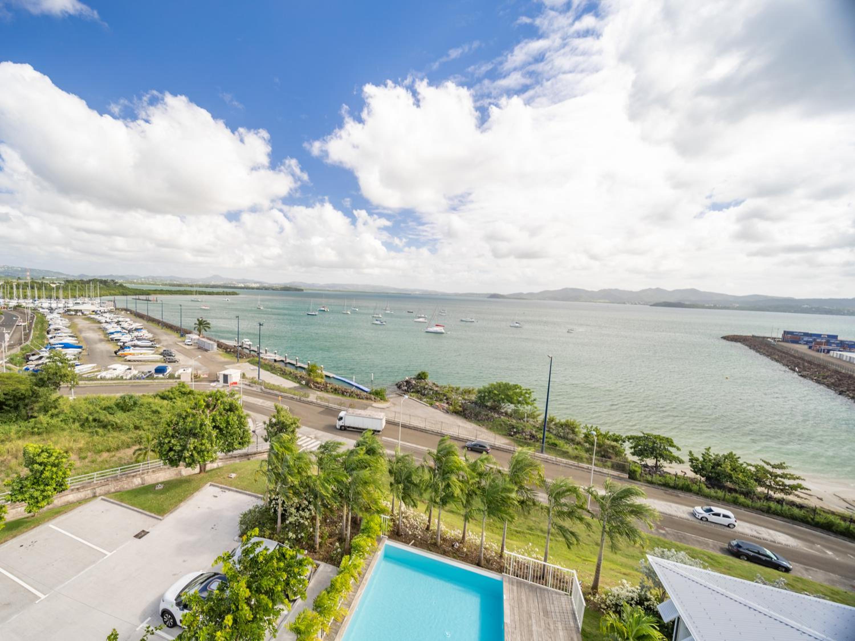 Double Room with Sea View - Photo 13