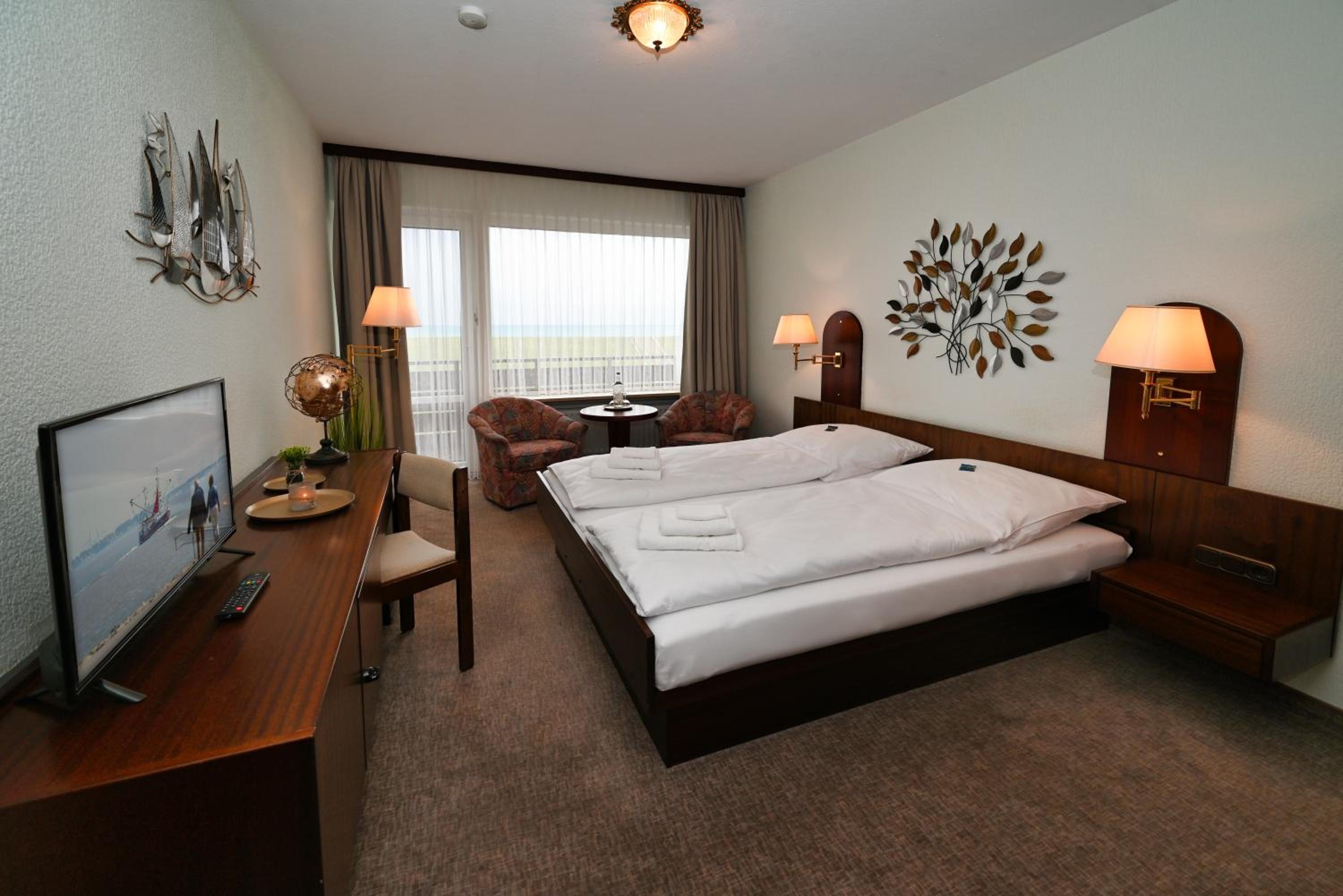 Double Room with Balcony and Sea View
