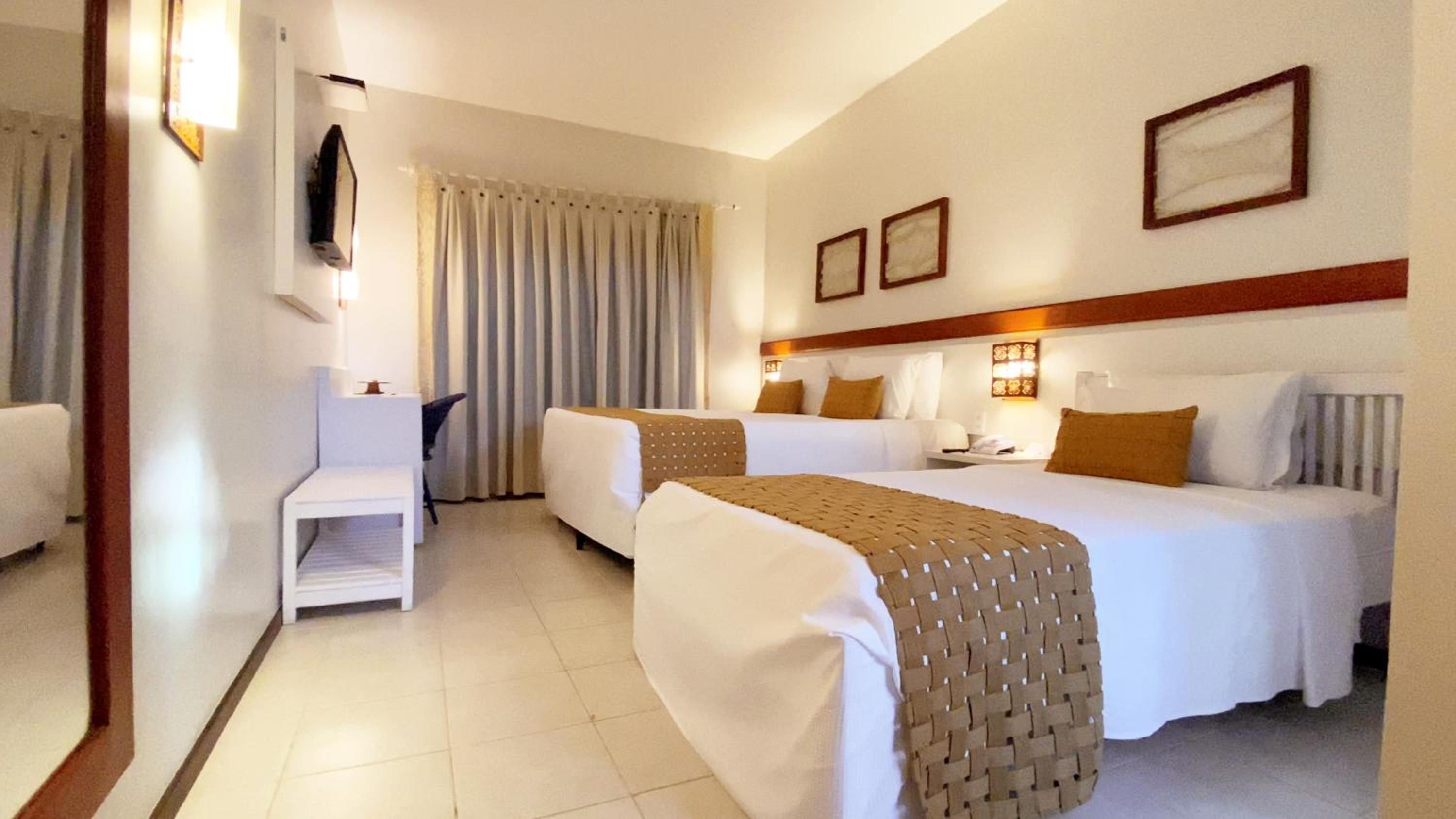 Standard Suite - Photo 7