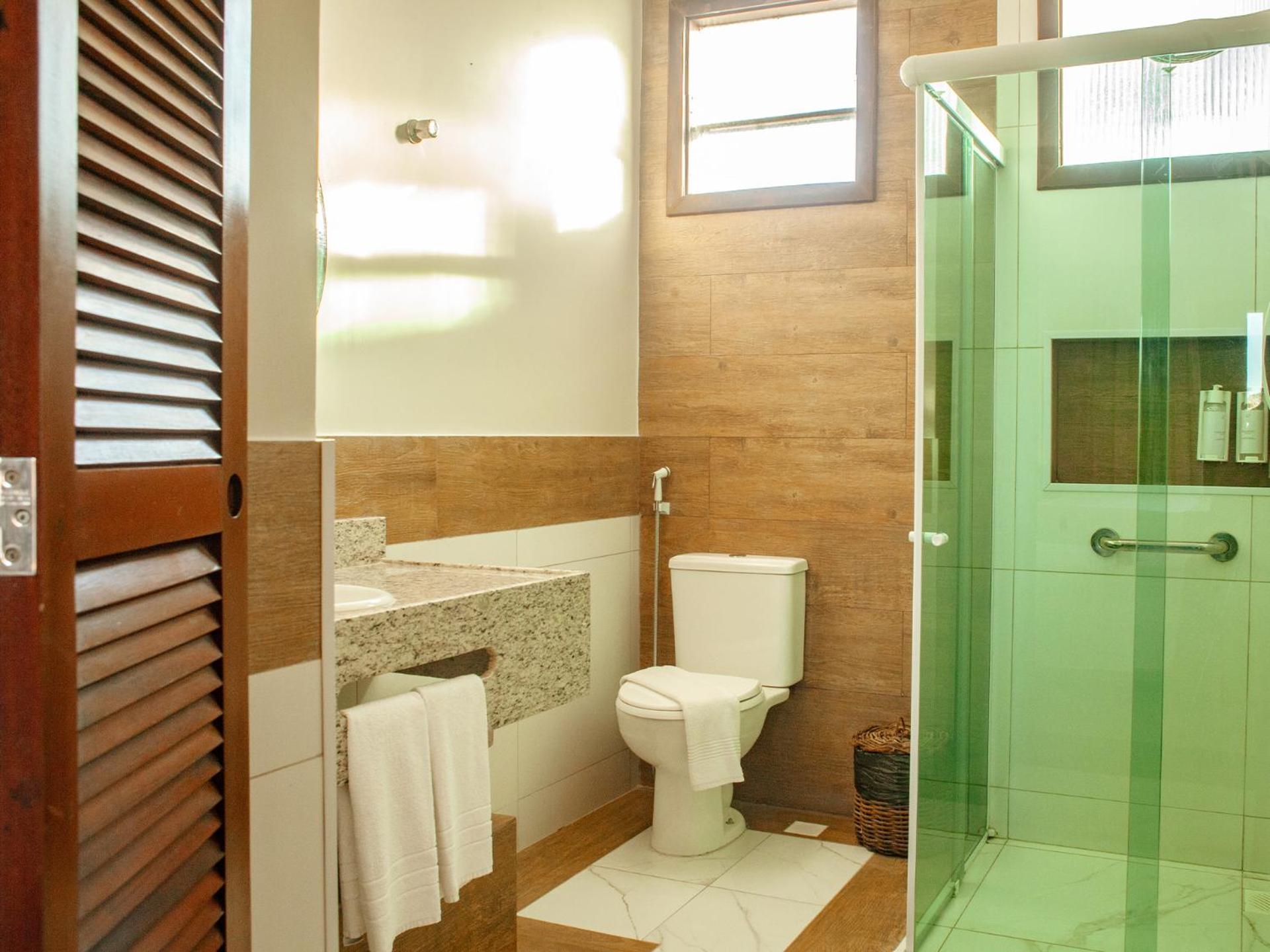 Standard Suite - Photo 5