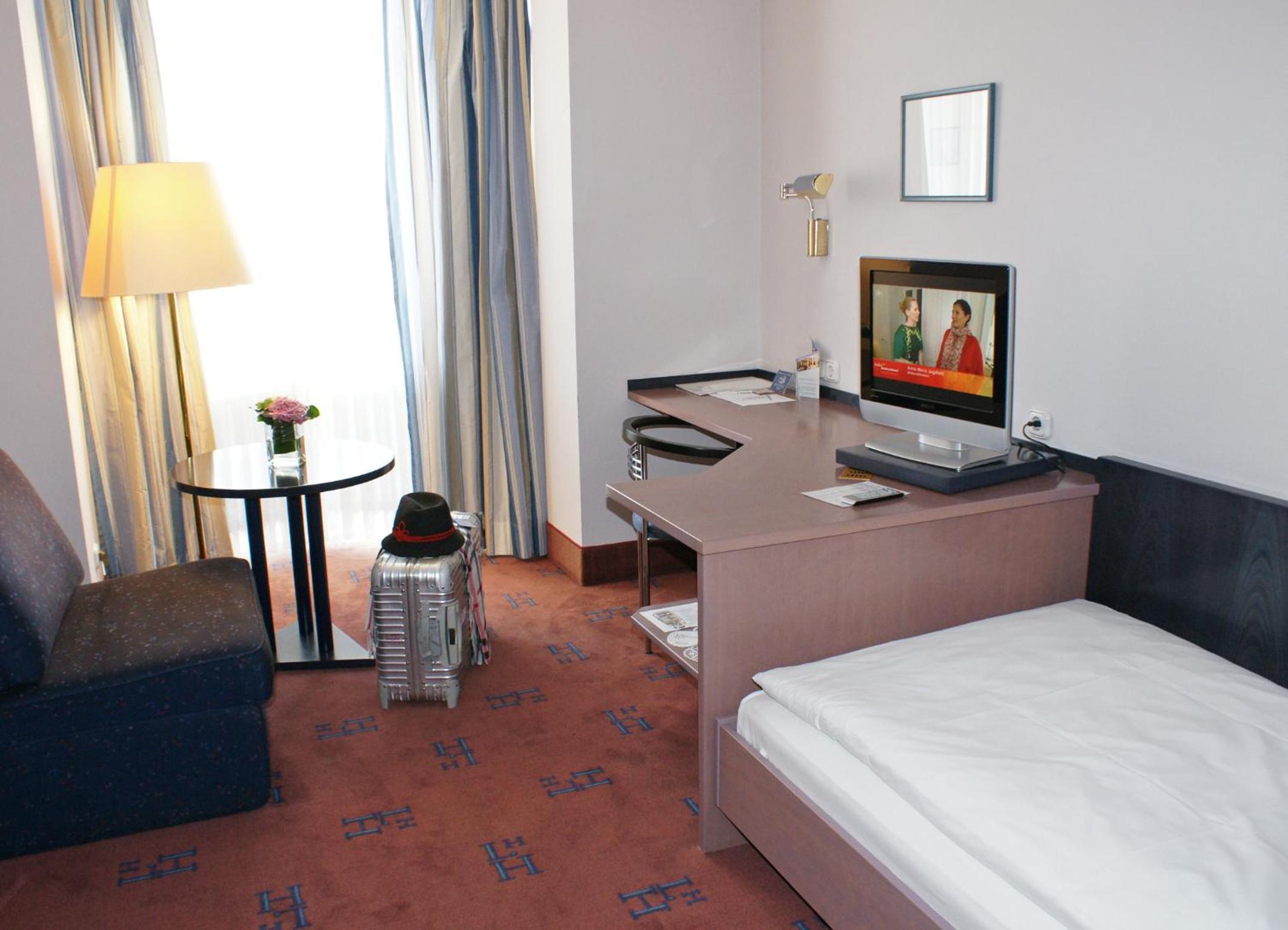 Single Room photo 3