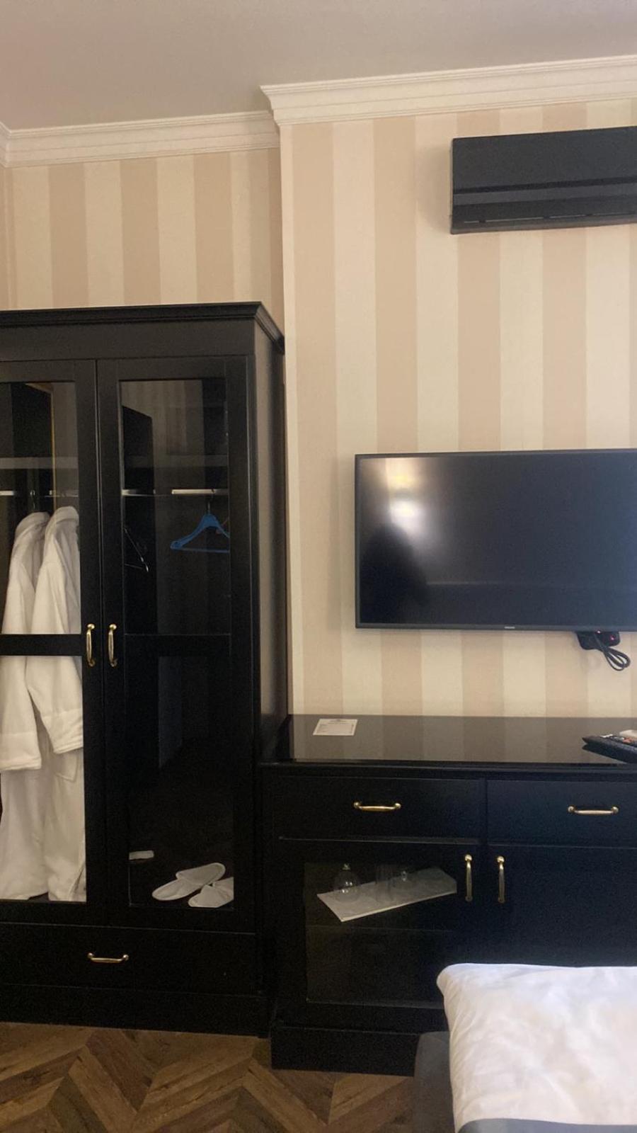 Deluxe Twin Room photo 2