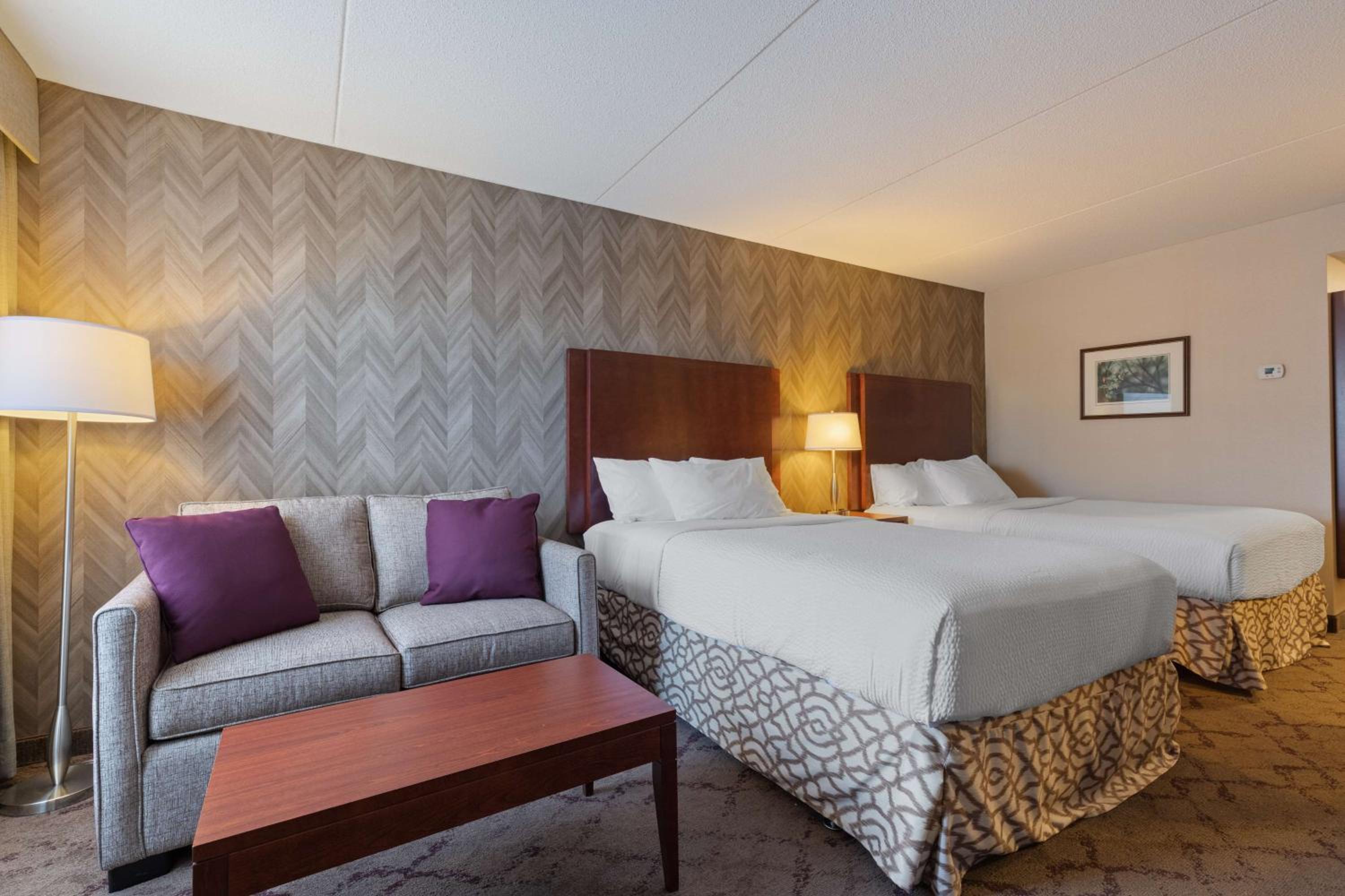 Double Room with Two Double Beds - Non Smoking - Photo 3