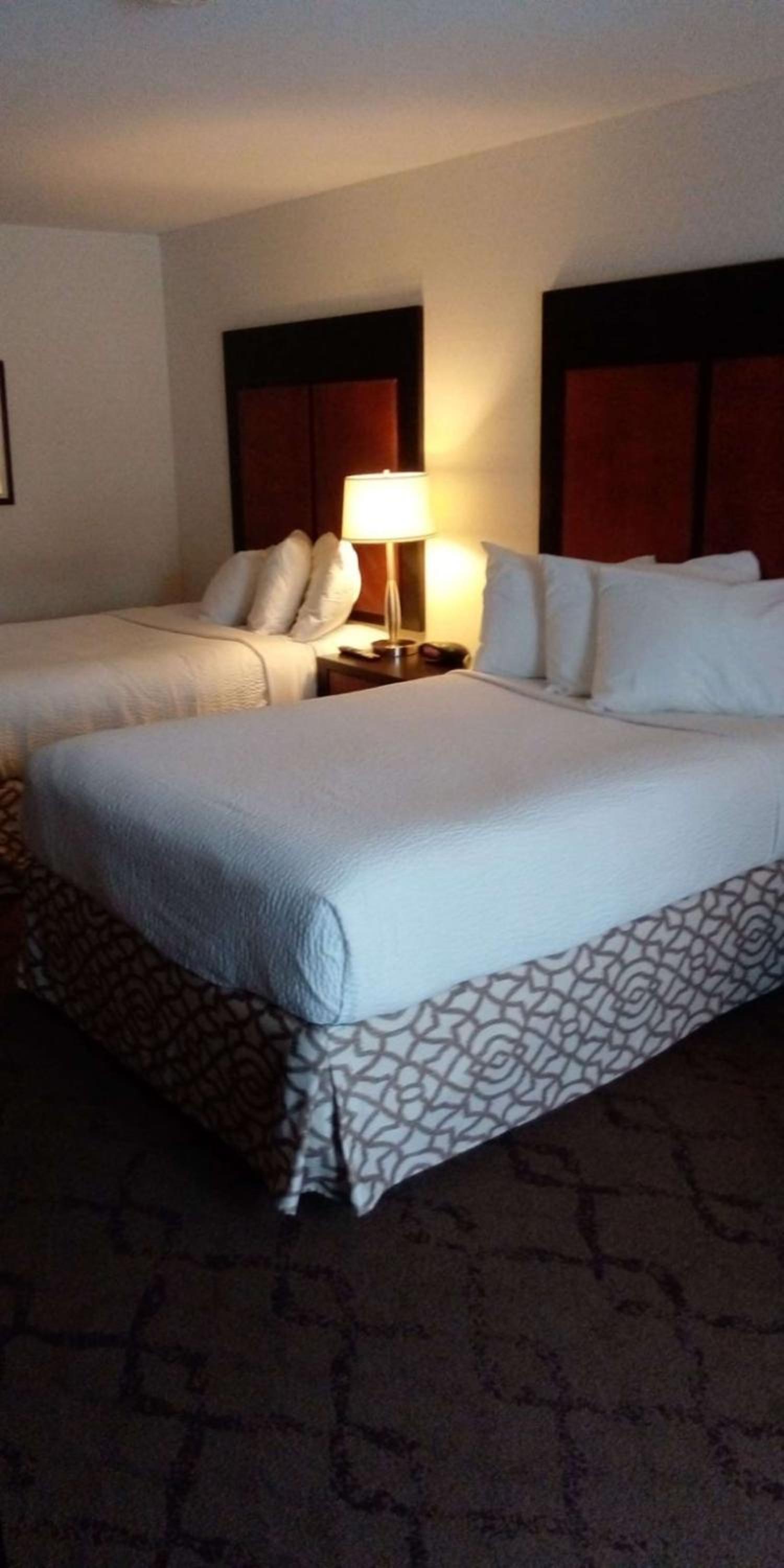 Double Room with Two Double Beds with River View - Non-smoking - Photo 1
