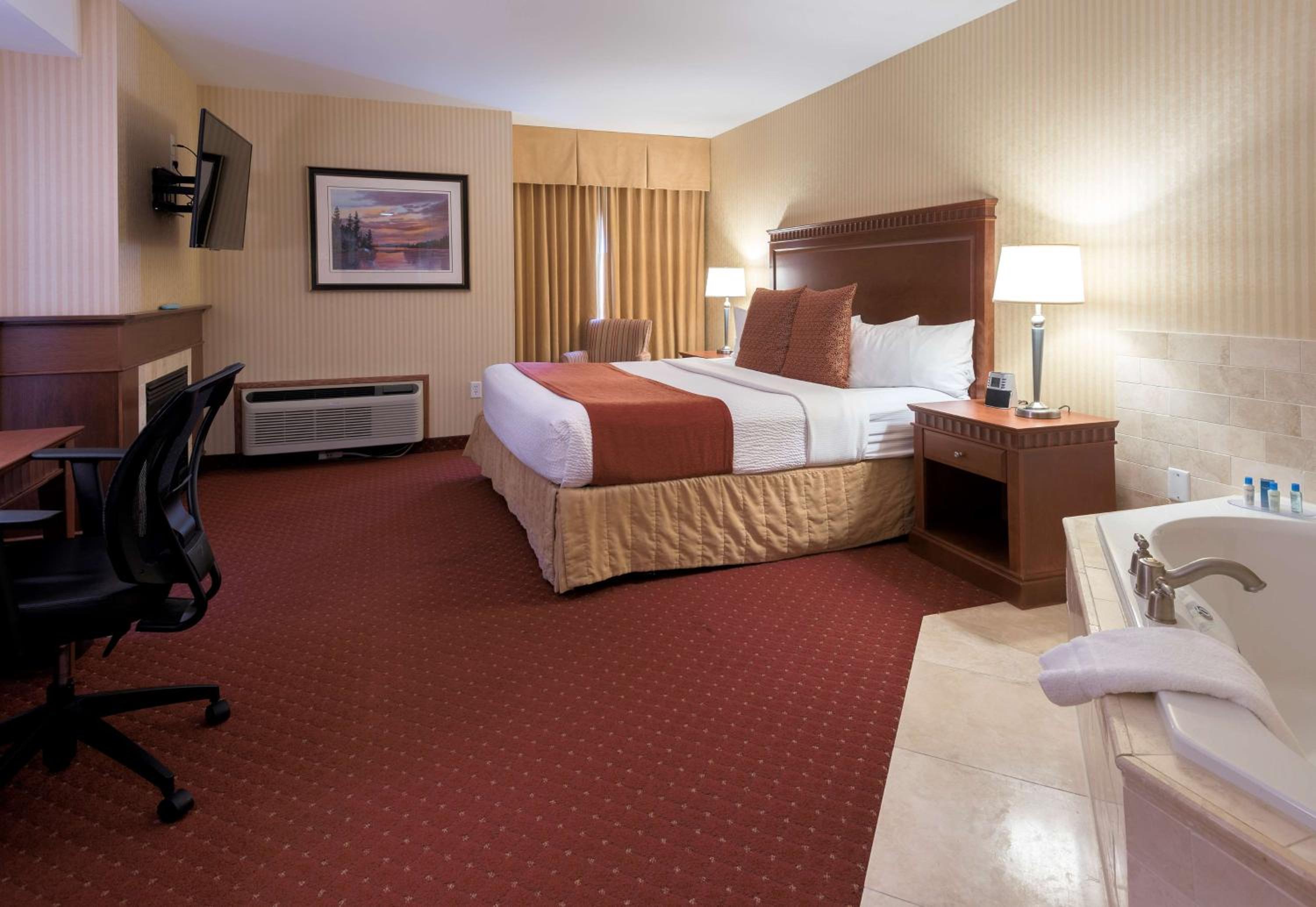 King Room with Spa Bath and Fireplace - Non-Smoking - Photo 3