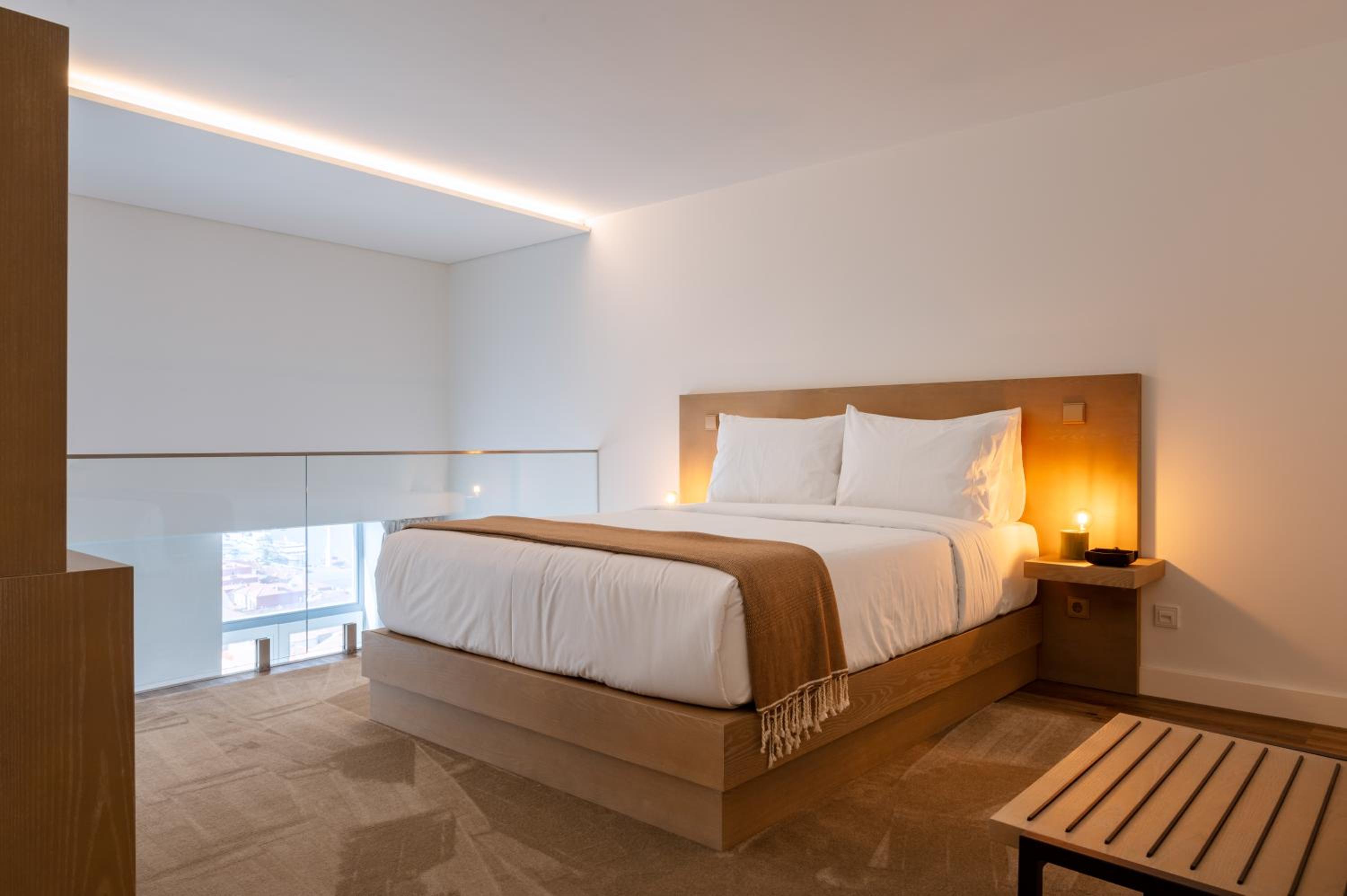 One-Bedroom Apartment - Photo 7