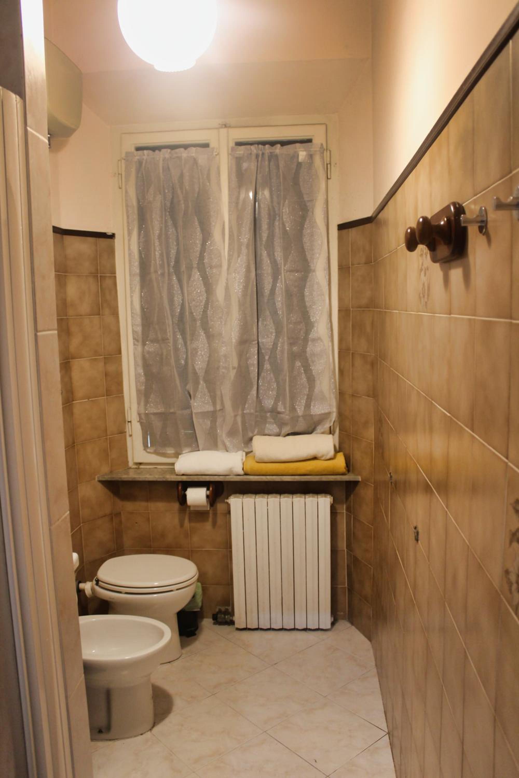 Double Room With Shared Bathroom photo 3