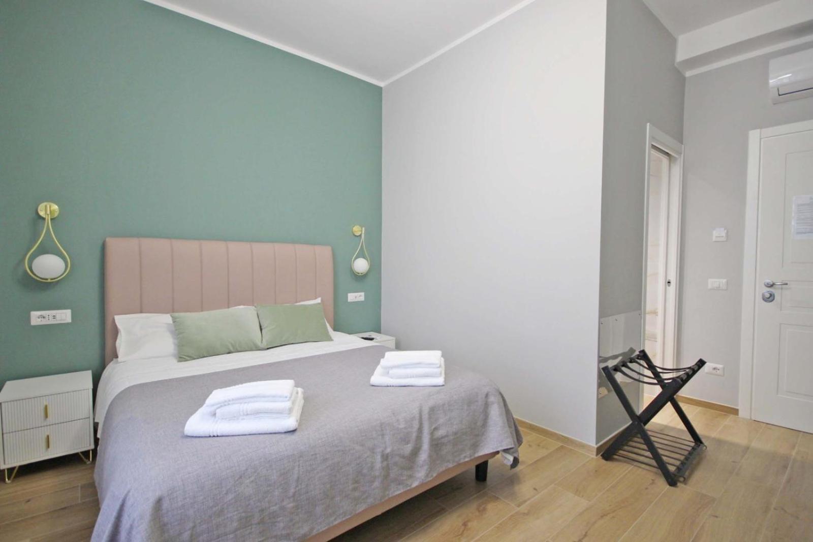 Quadruple Room with Private Bathroom