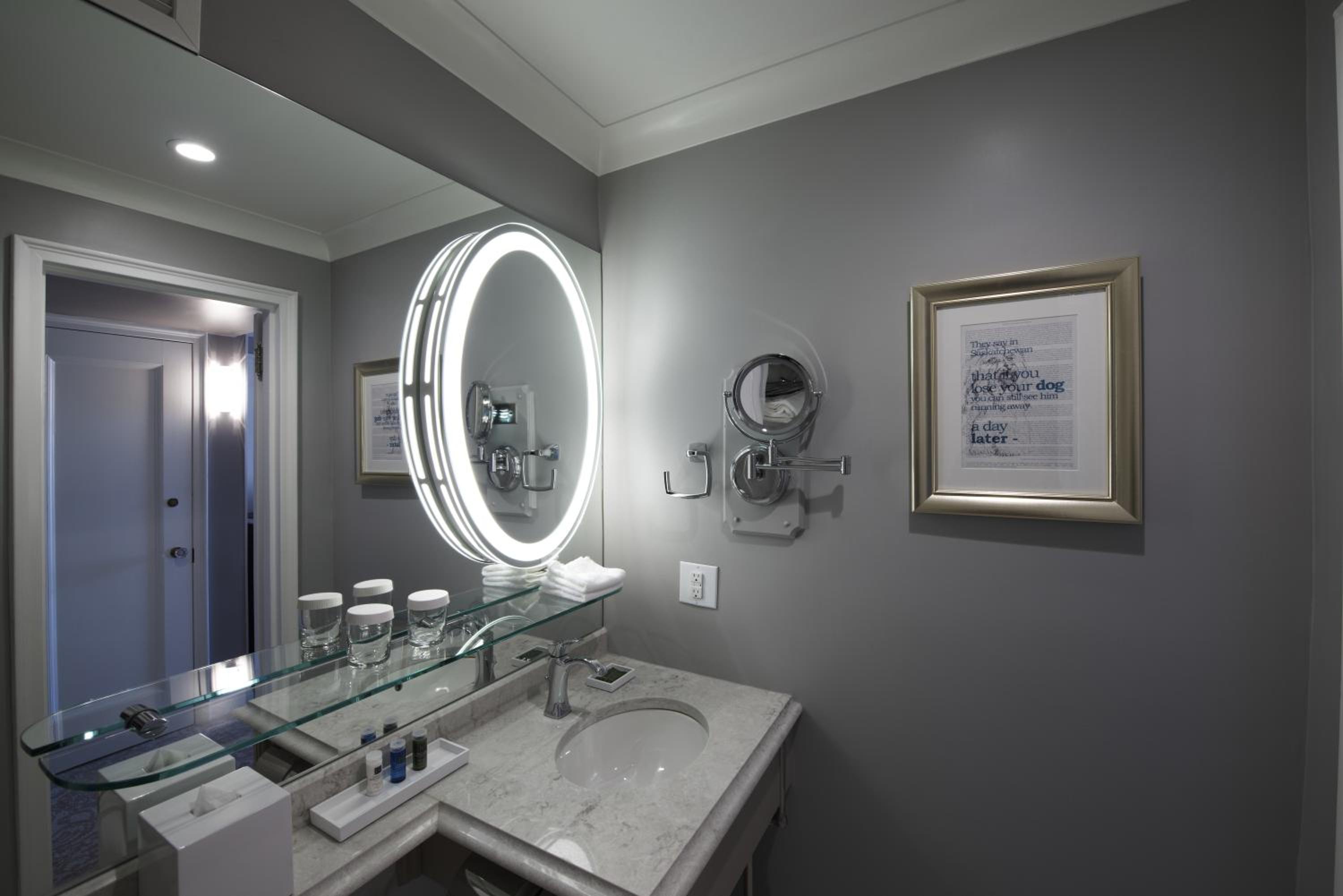 Standard King Room - Photo 1