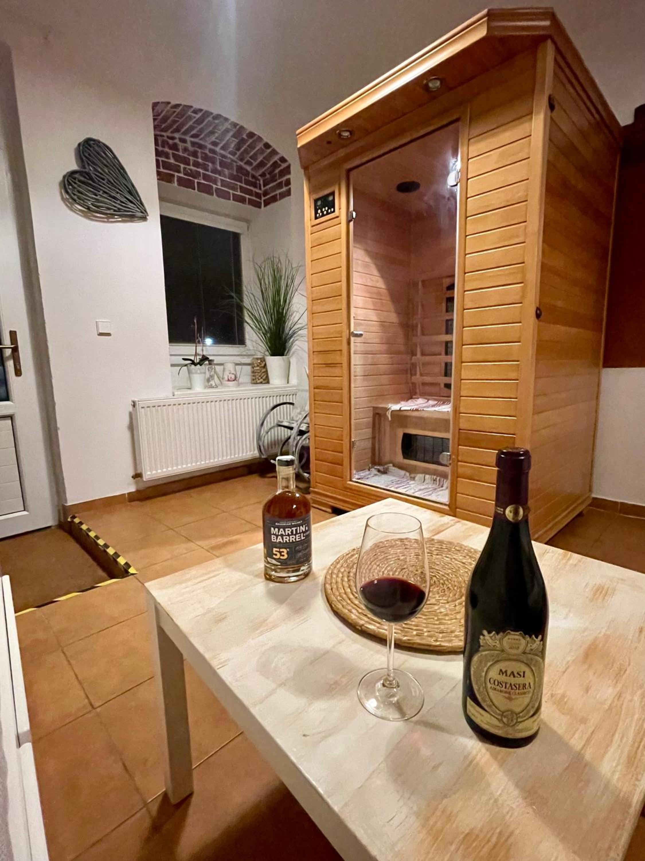 Double Room - Photo 15