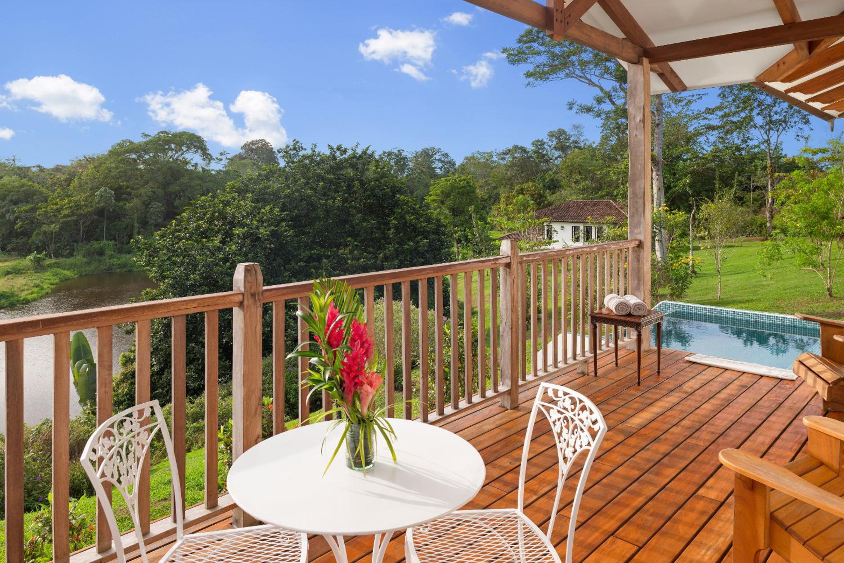 Premium Suite King bed Plunge Pool Forest View photo 2