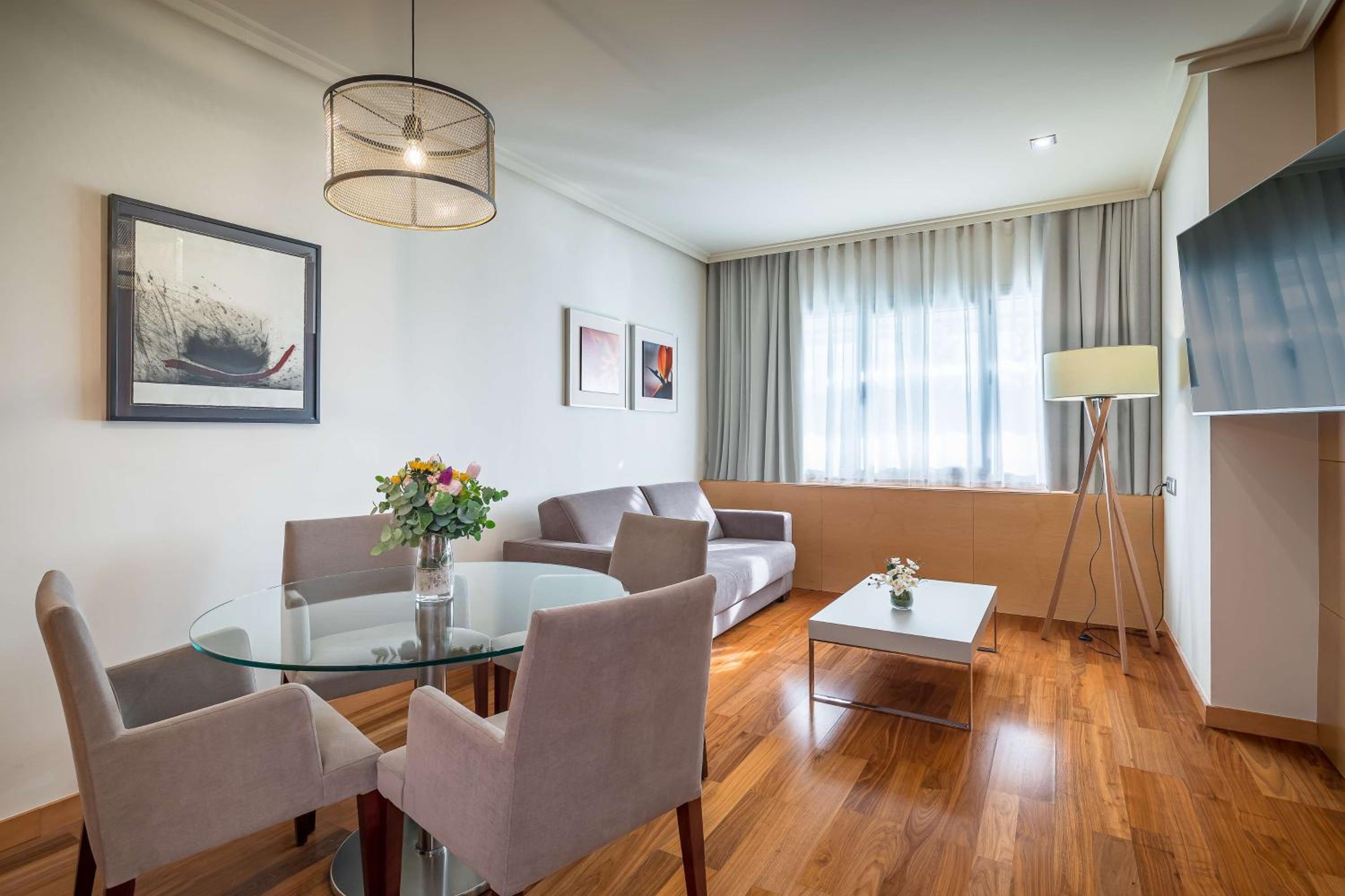 Junior Suite - Photo 11