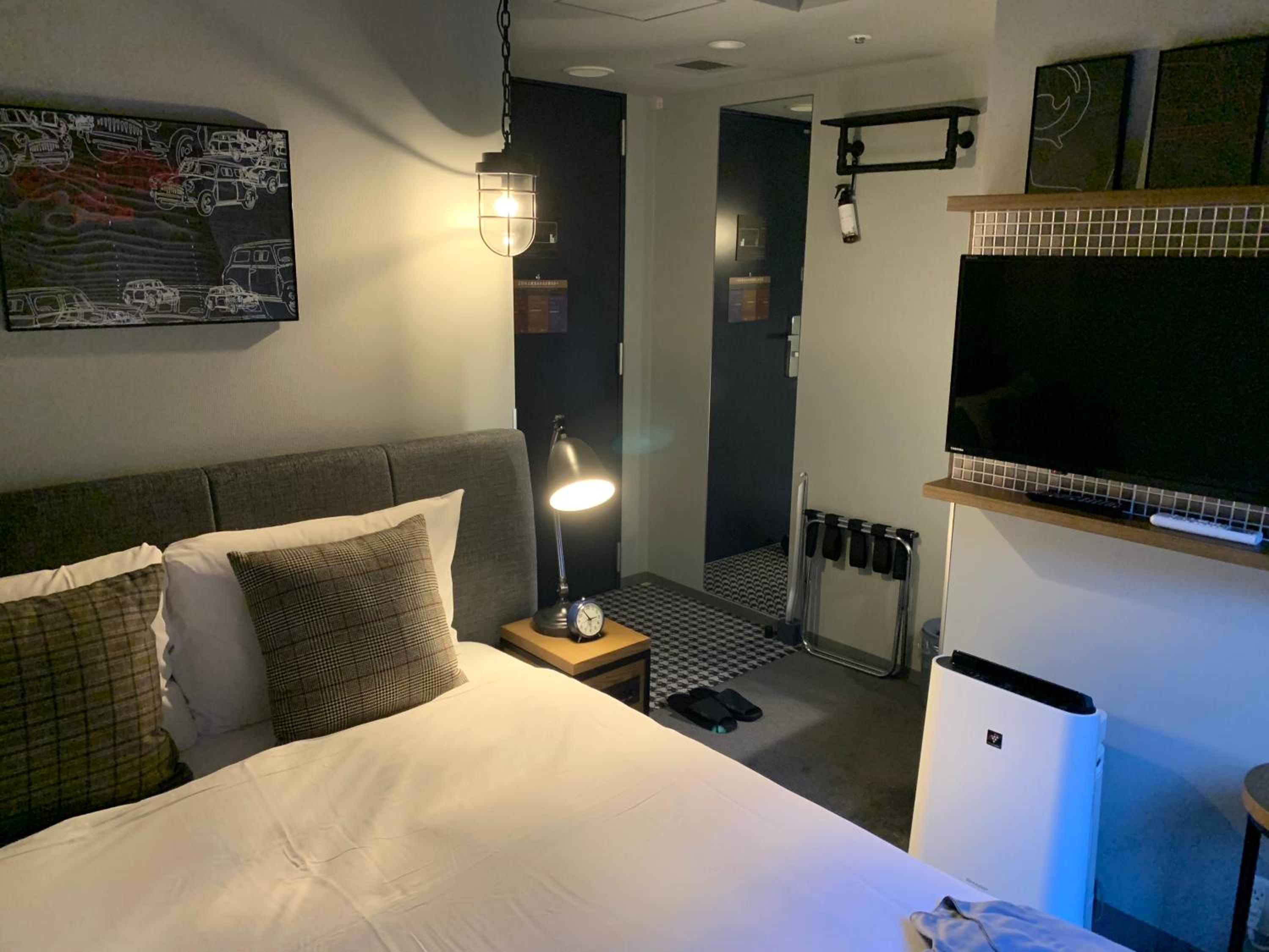 Single Room - Non-Smoking photo 2