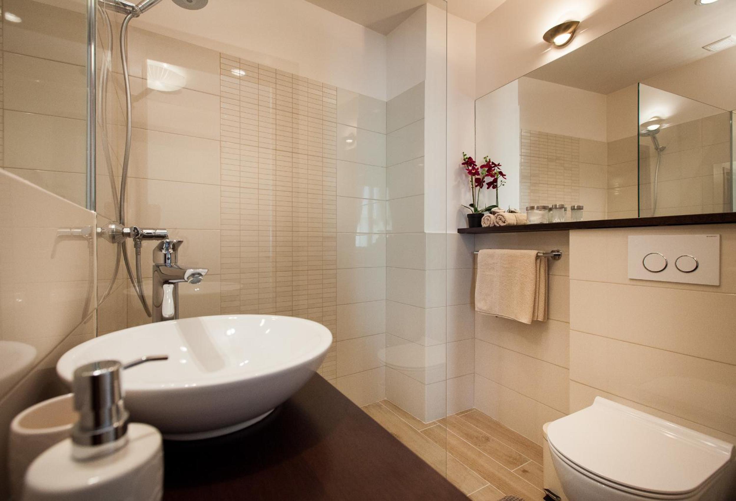 One-Bedroom Apartment - Photo 22