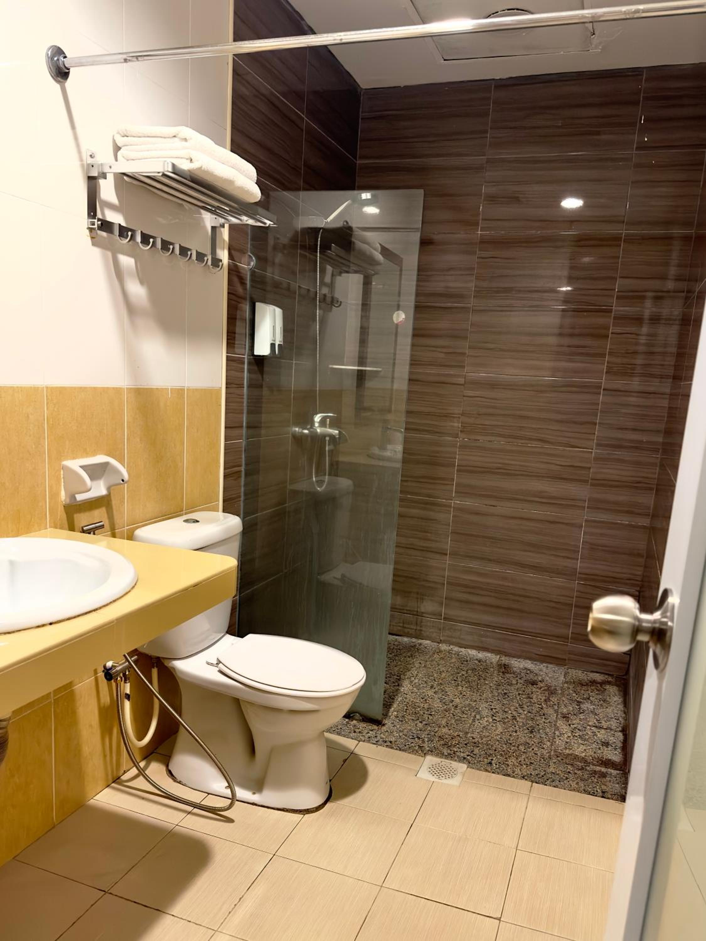 Superior King Room - Photo 1