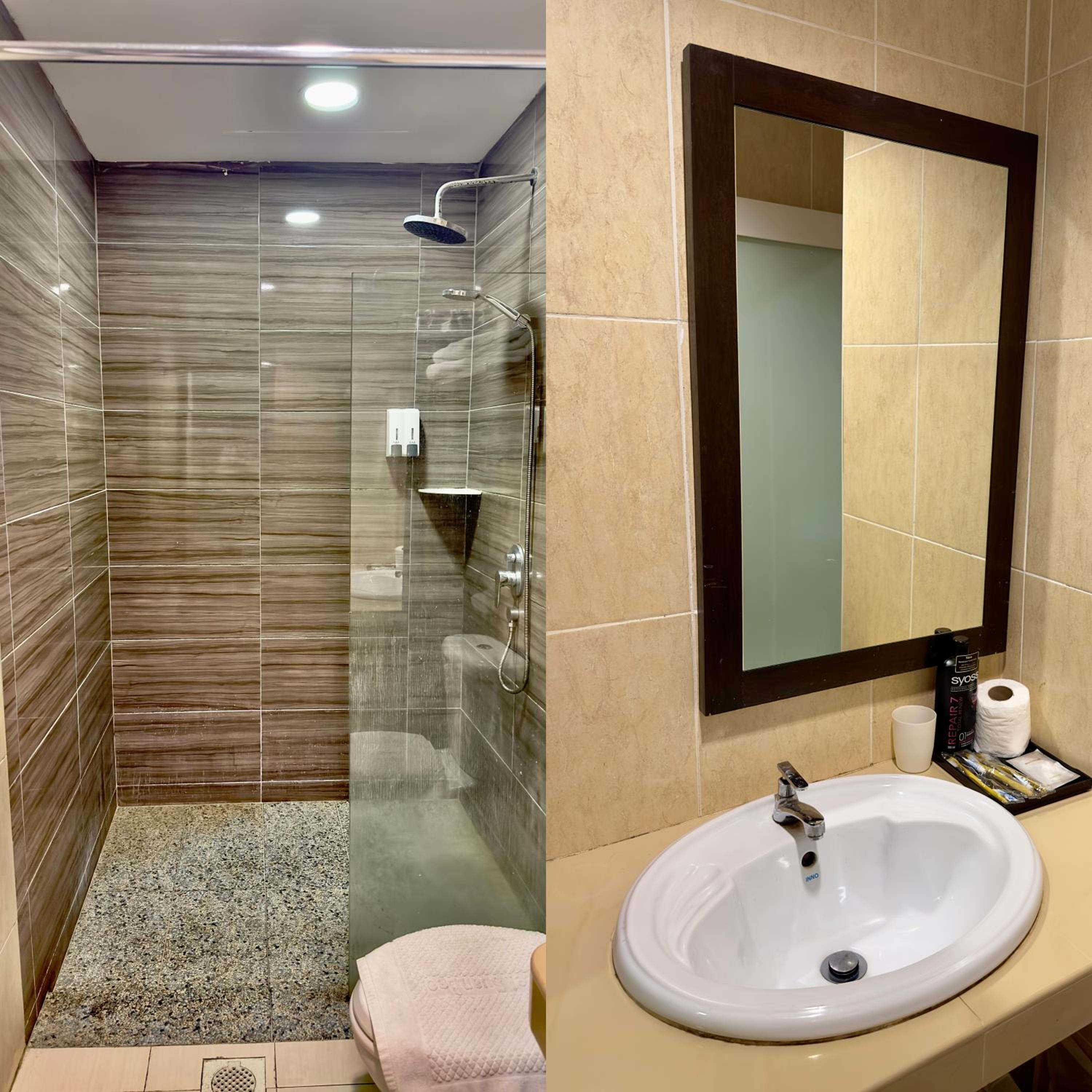 Superior Twin Room - Photo 1