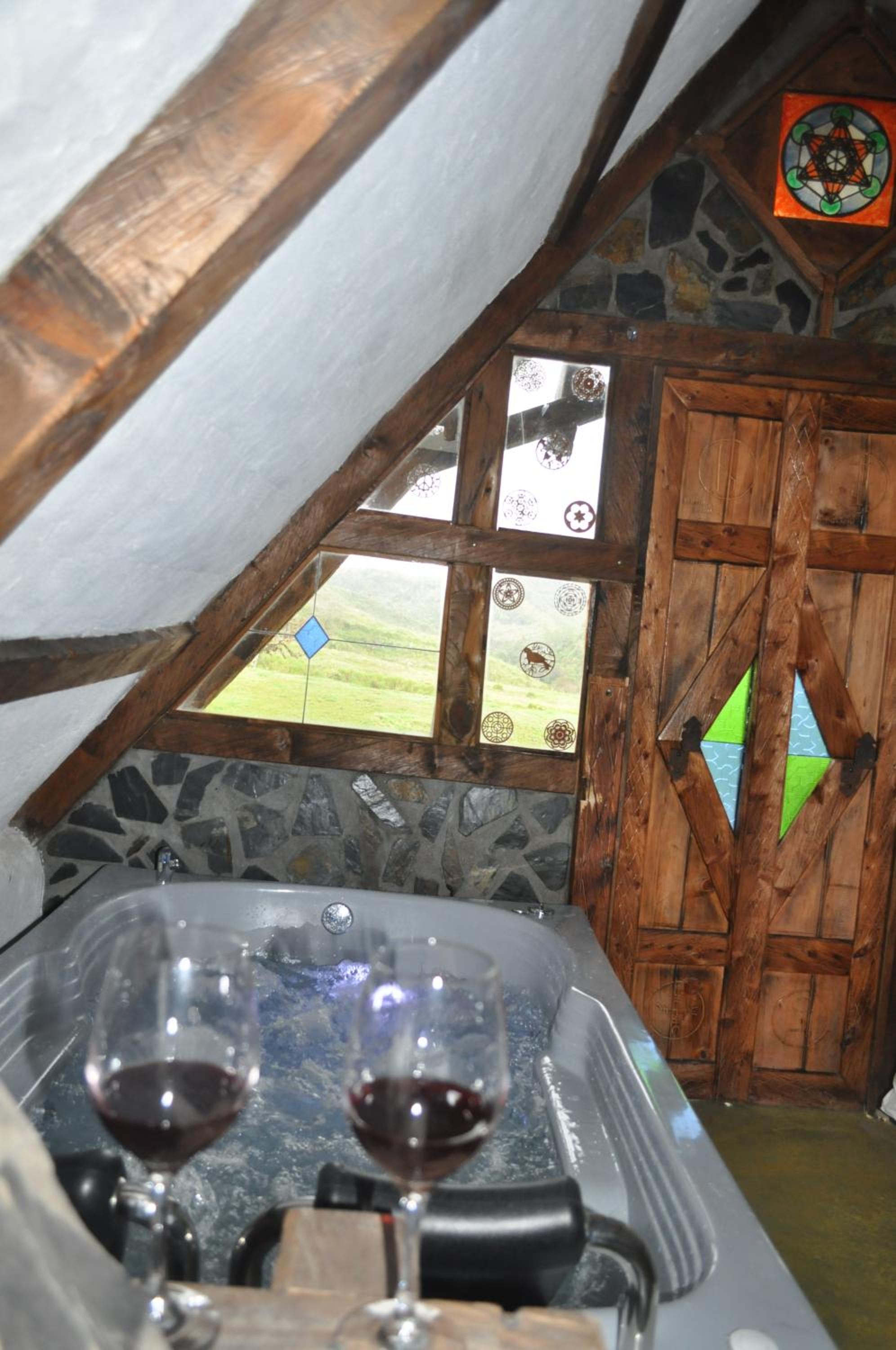 Double Room with Spa Bath photo 3