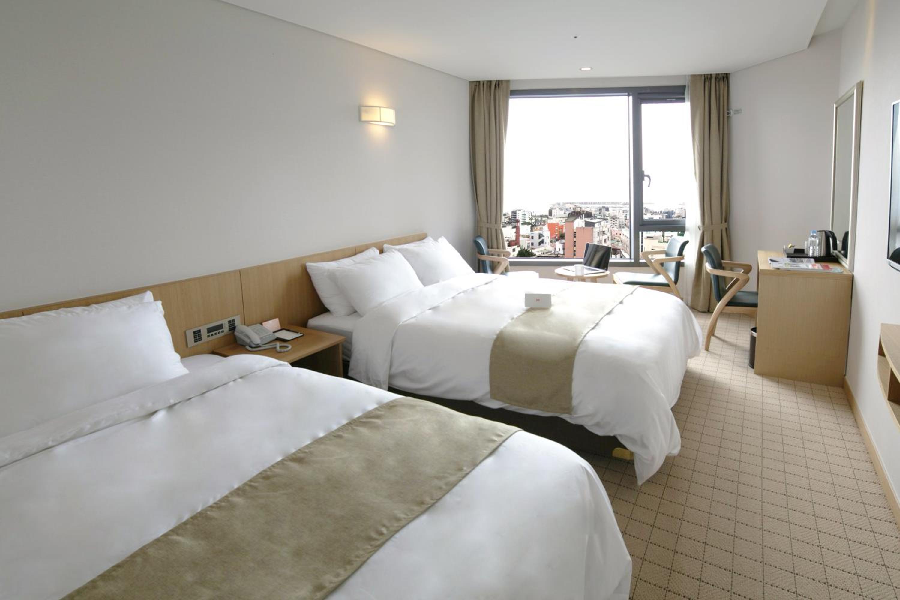 Deluxe Twin Room - Photo 4