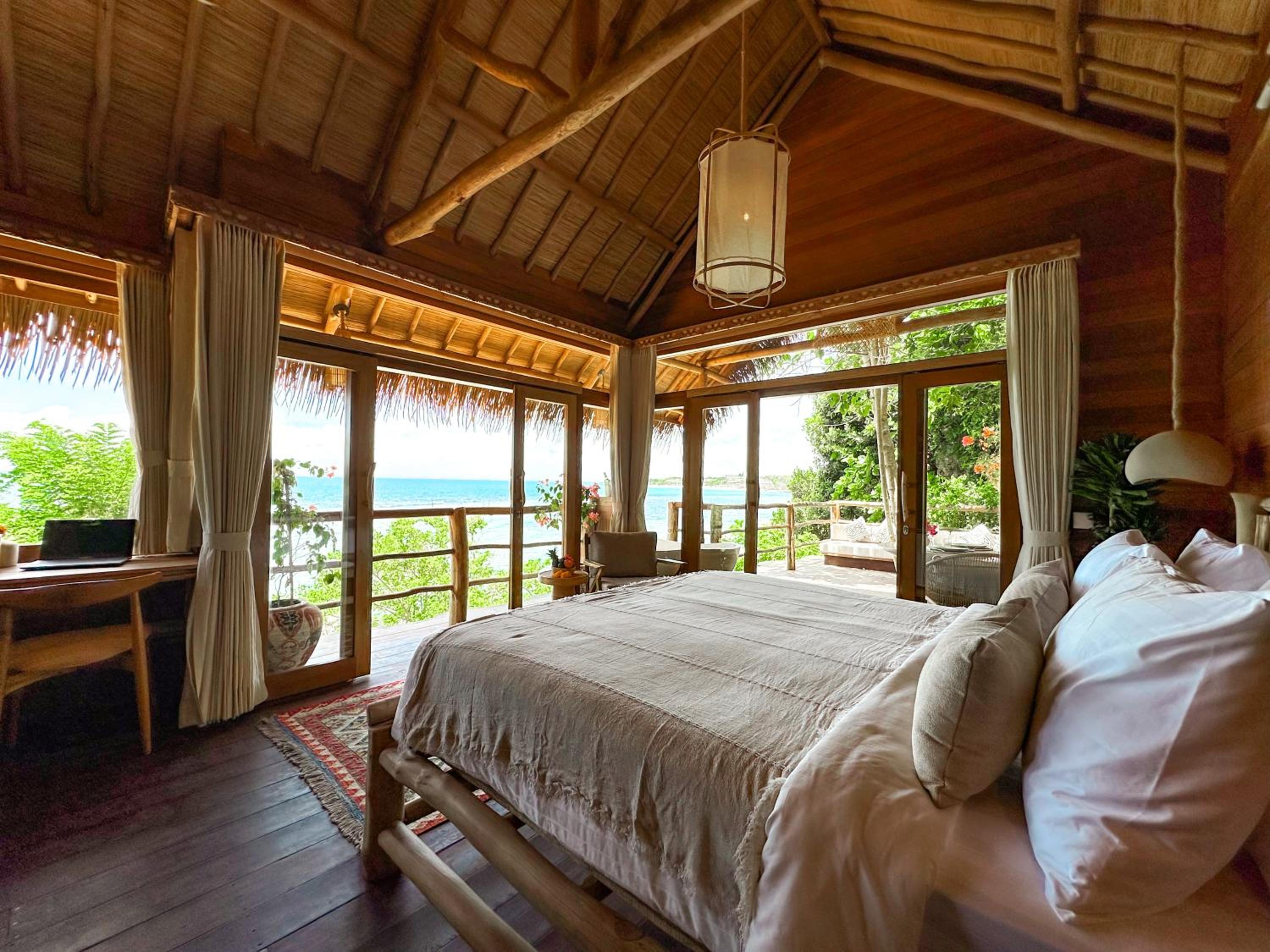 Suite with Sea View - Photo 23