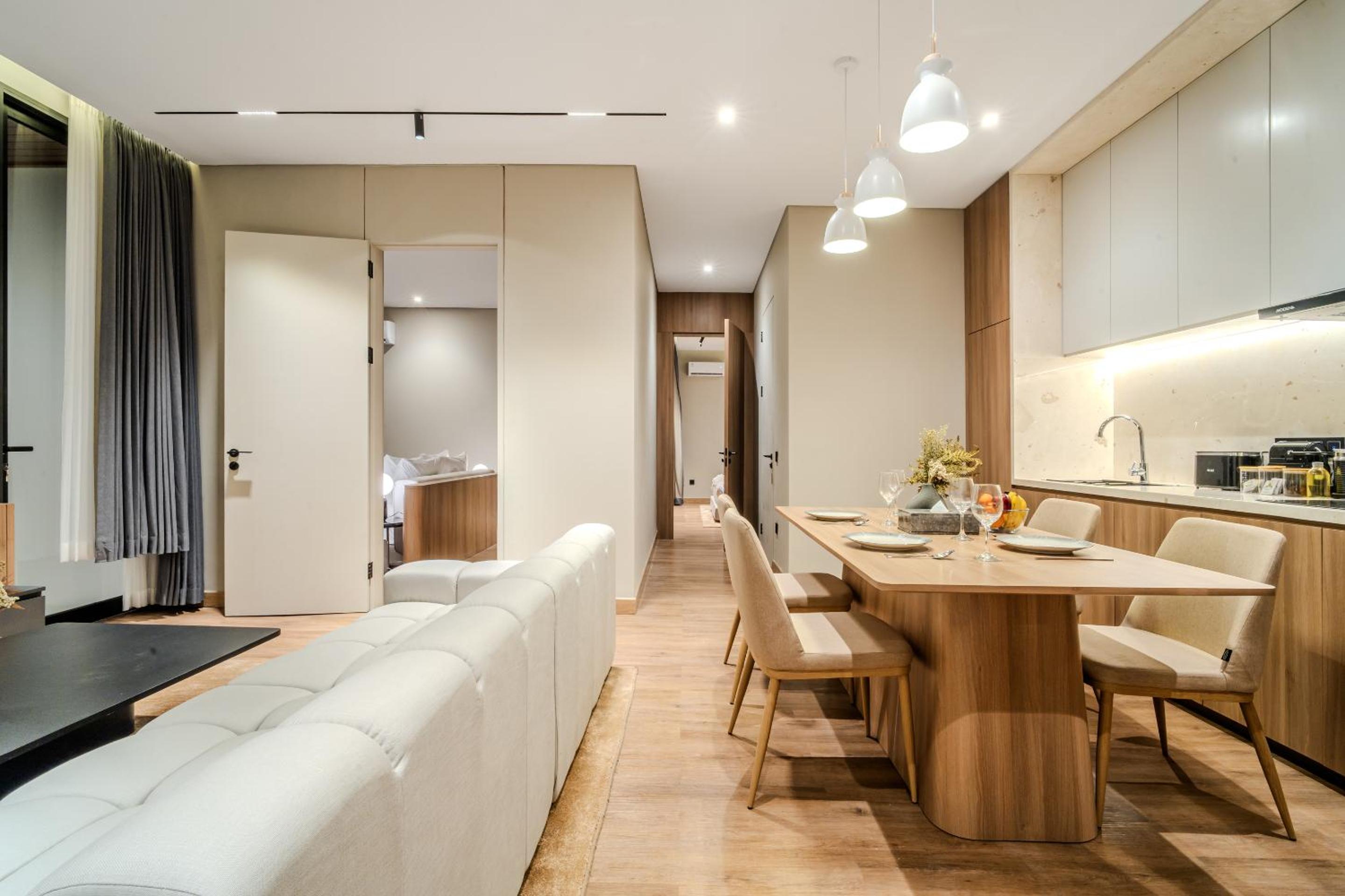 Two-bedroom Apartment 2 with Tub - Photo 14