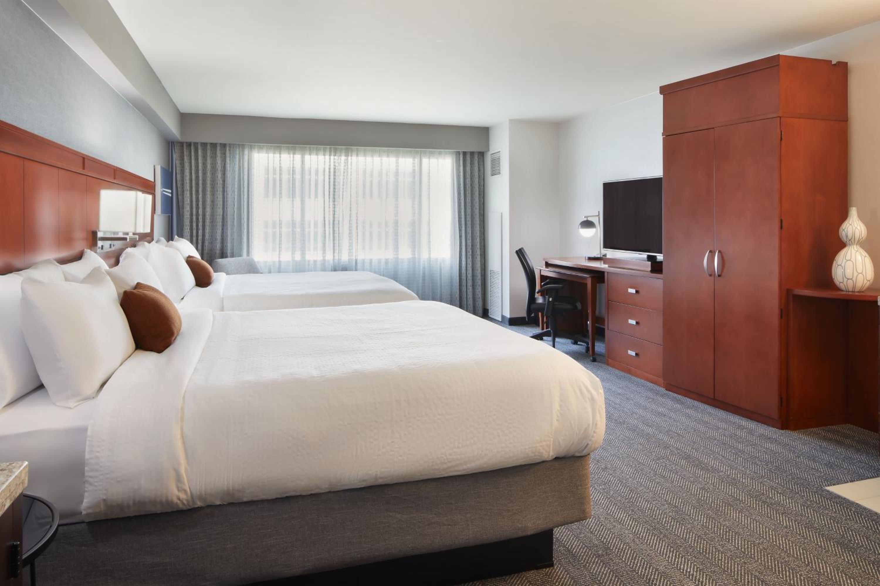 King Room with Two King Beds - Mobility Accessible with Tub photo 3