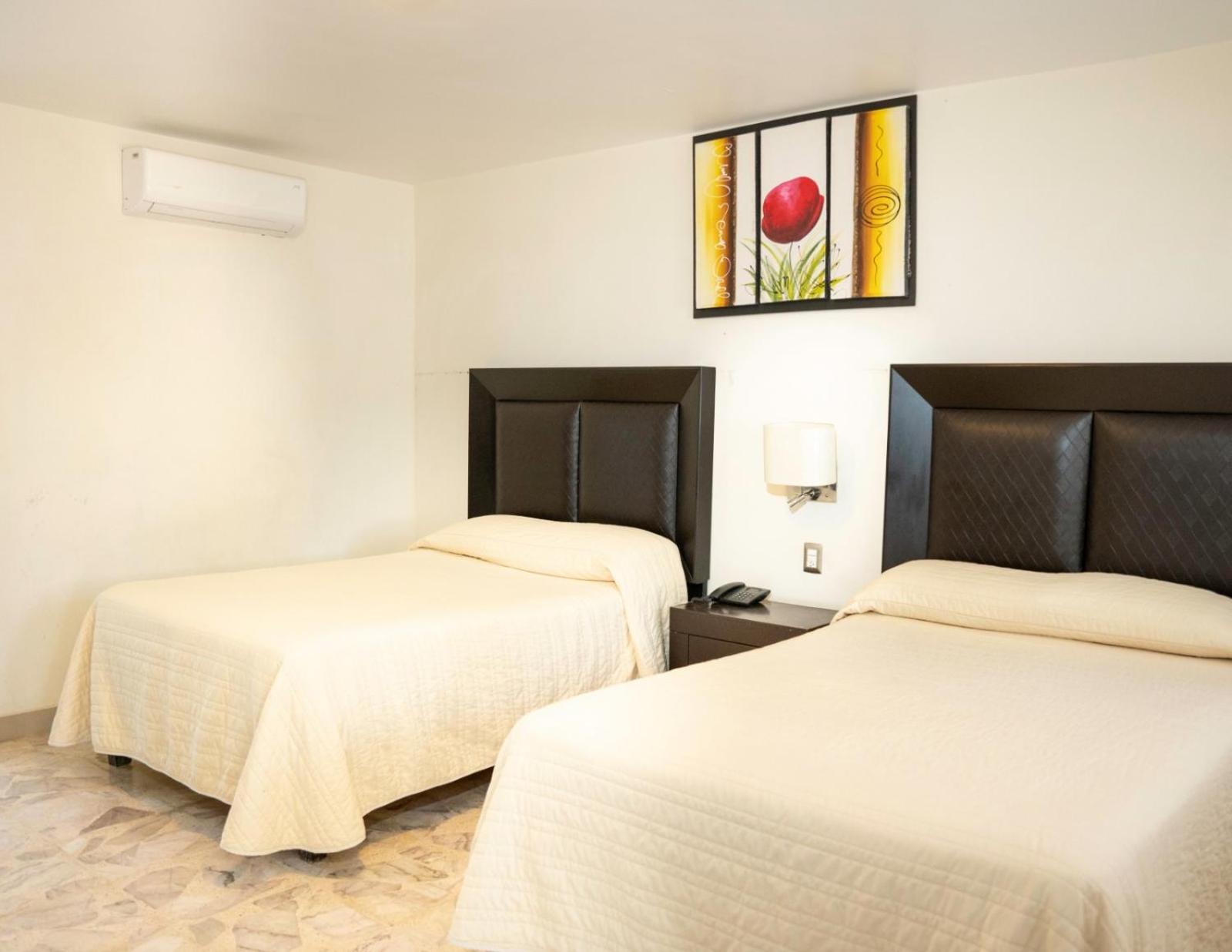 Double or Twin Room photo 1