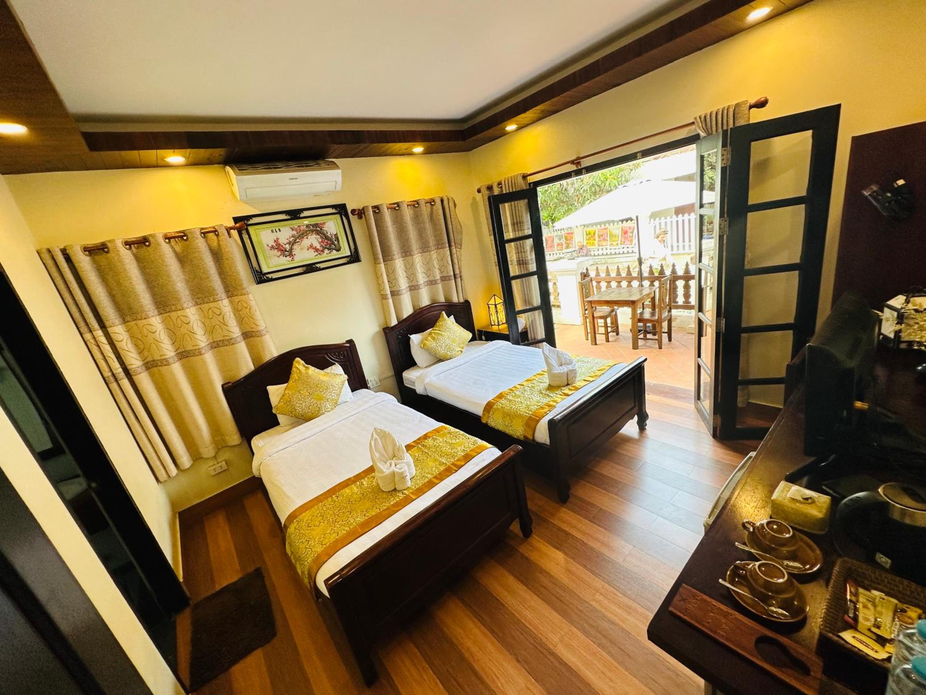 Deluxe Twin Room photo 3