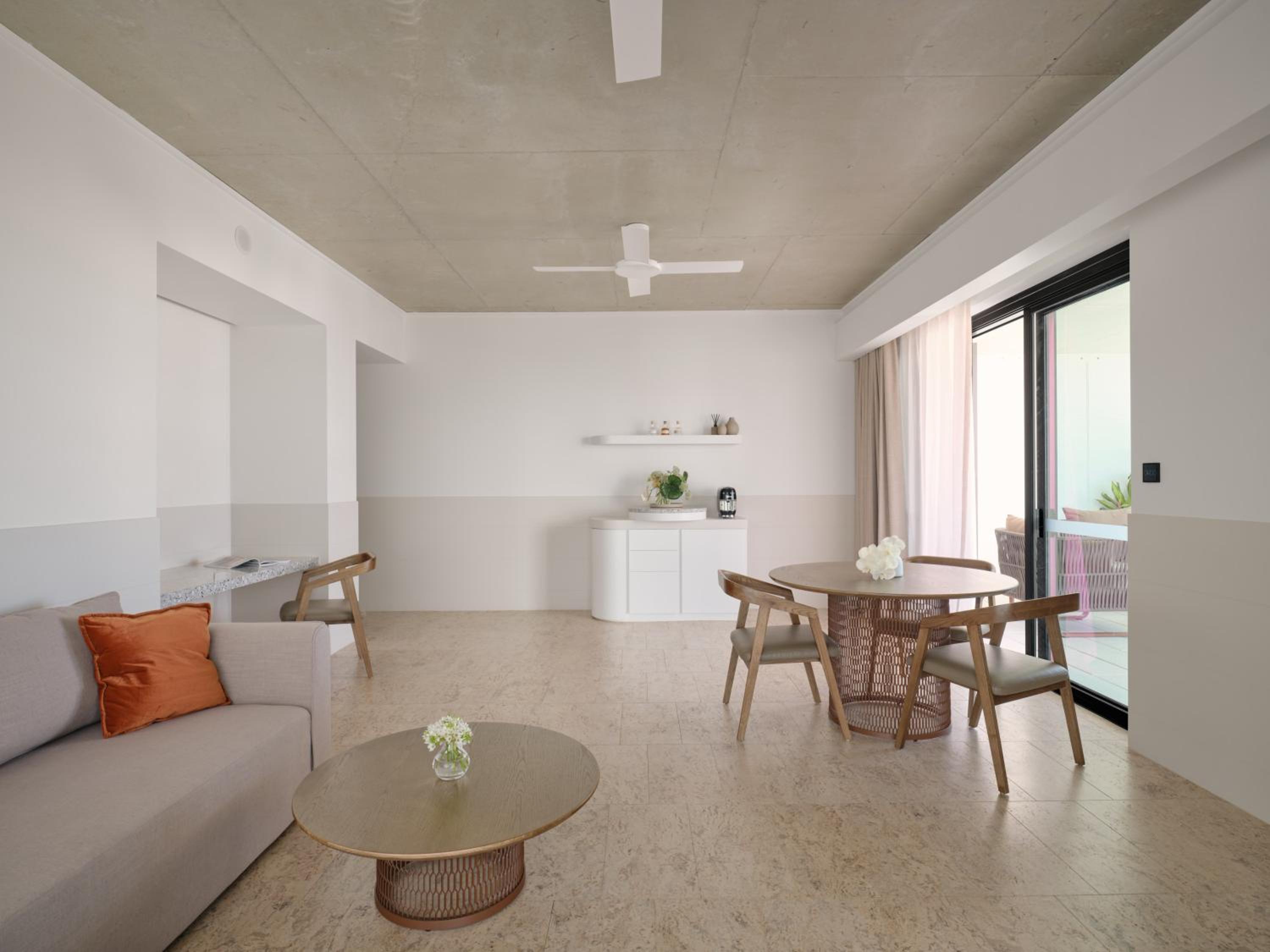 Suite photo 1
