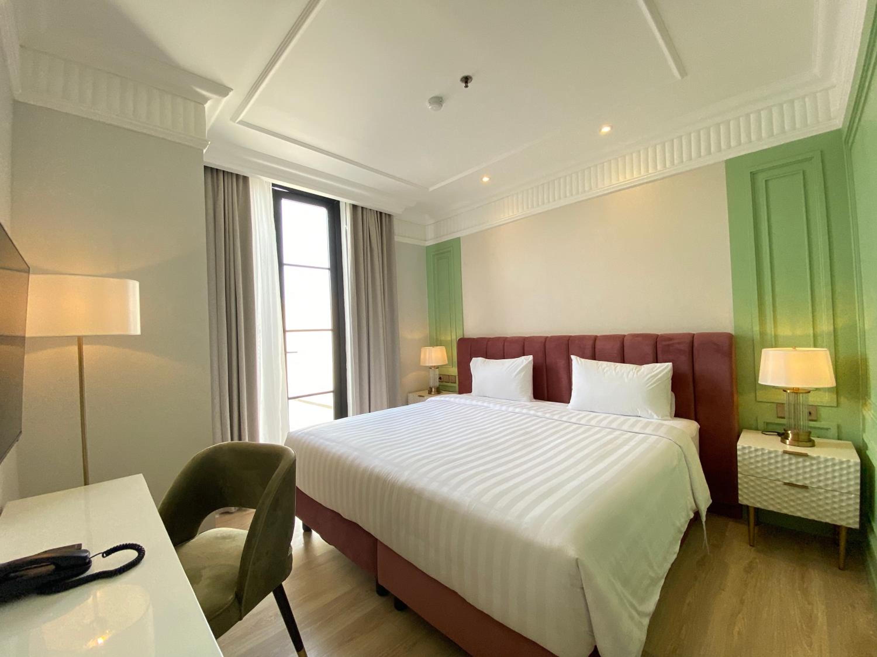 Deluxe Double Room with Balcony