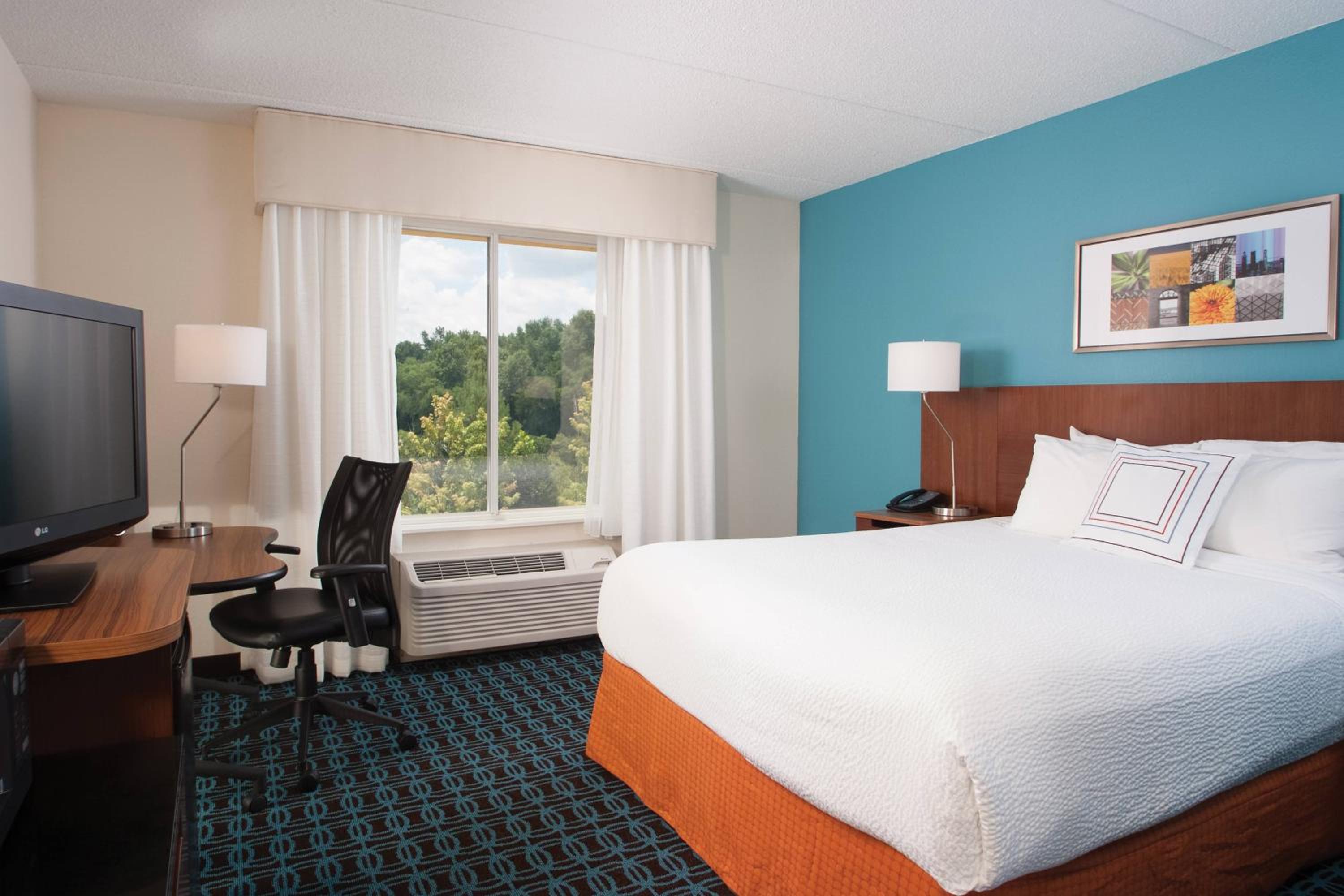 Queen Room - Photo 1
