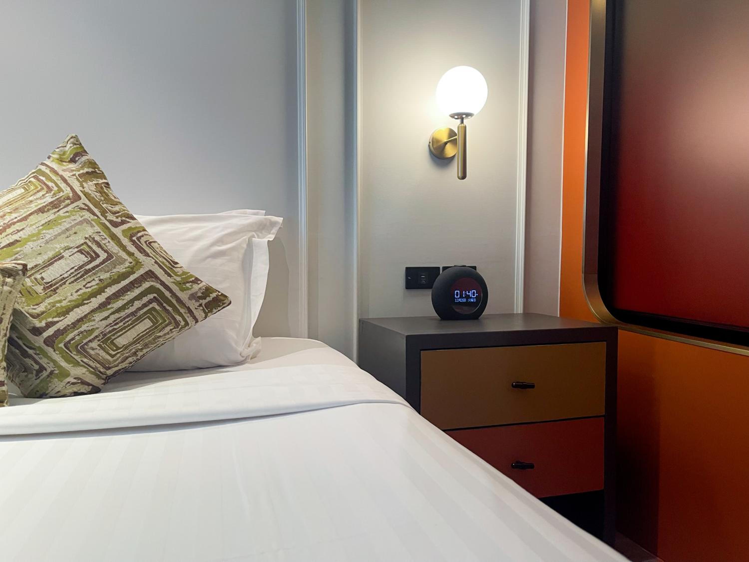 Executive Deluxe Double Room photo 3