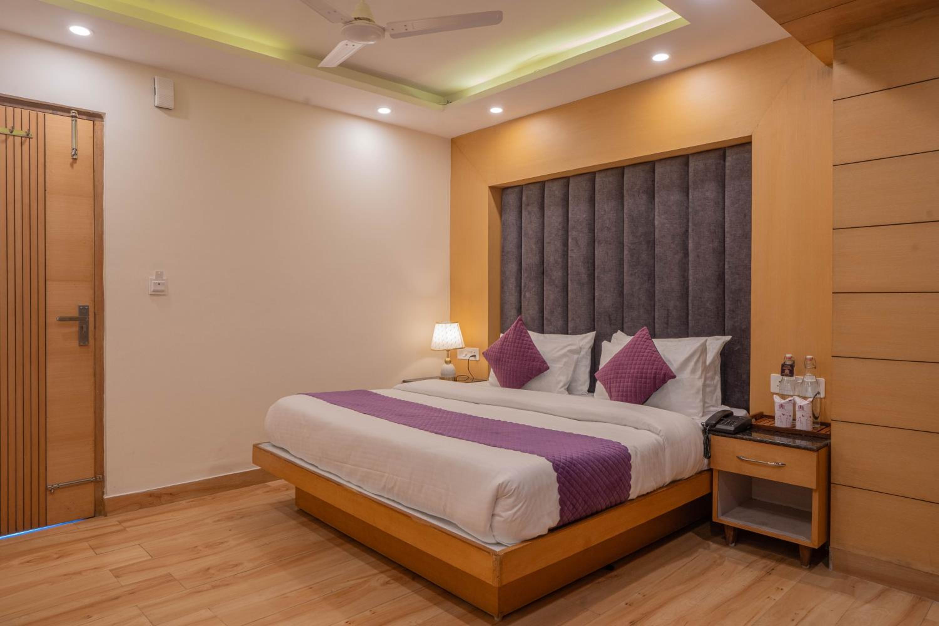 Deluxe Double Room - Photo 1