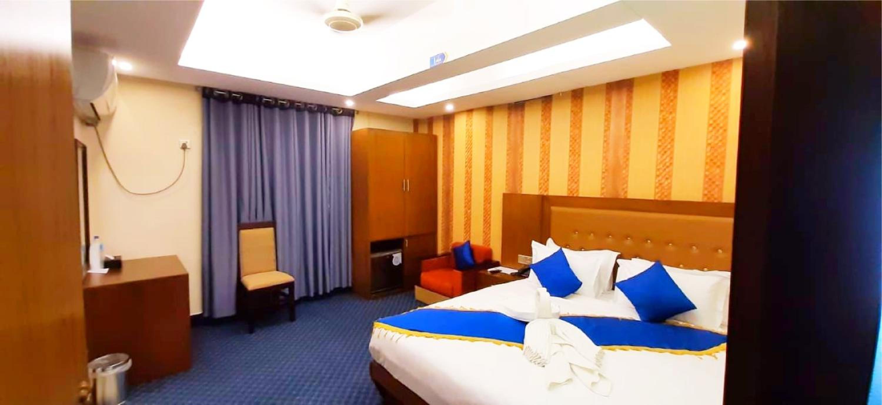 Superior King Room