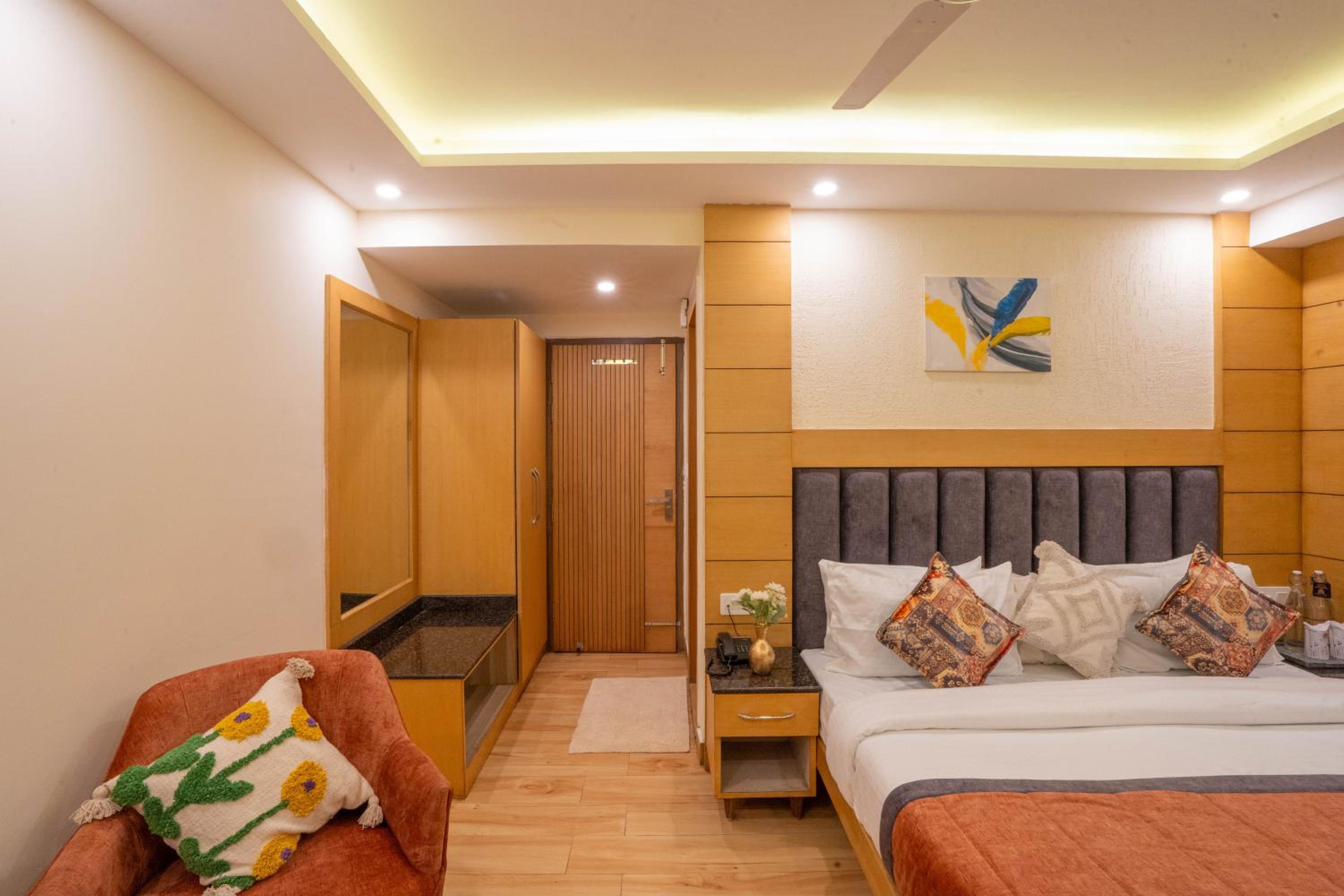 Deluxe Double Room - Photo 15