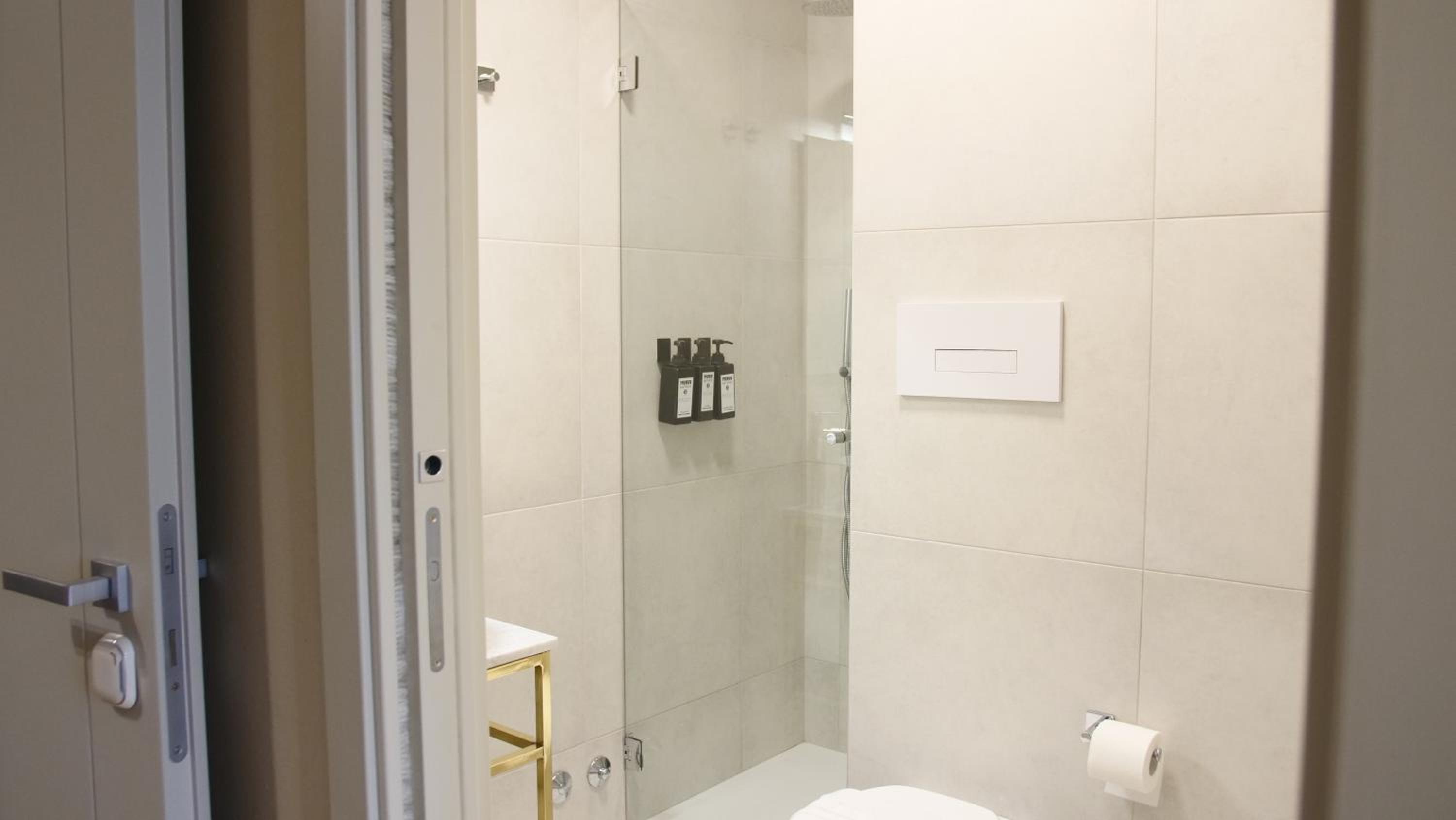 Superior Double Room - Photo 12