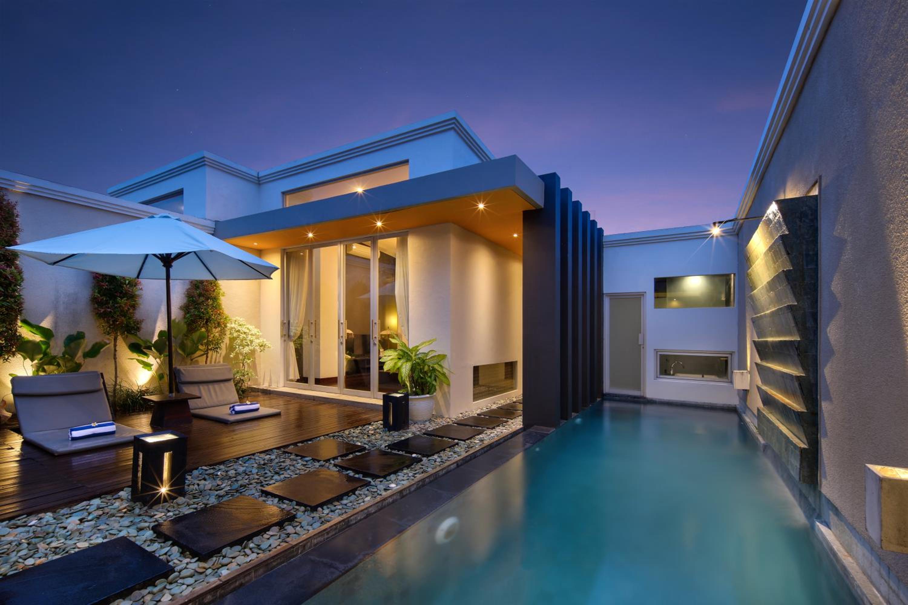 Royal Villa with Private pool - Photo 13